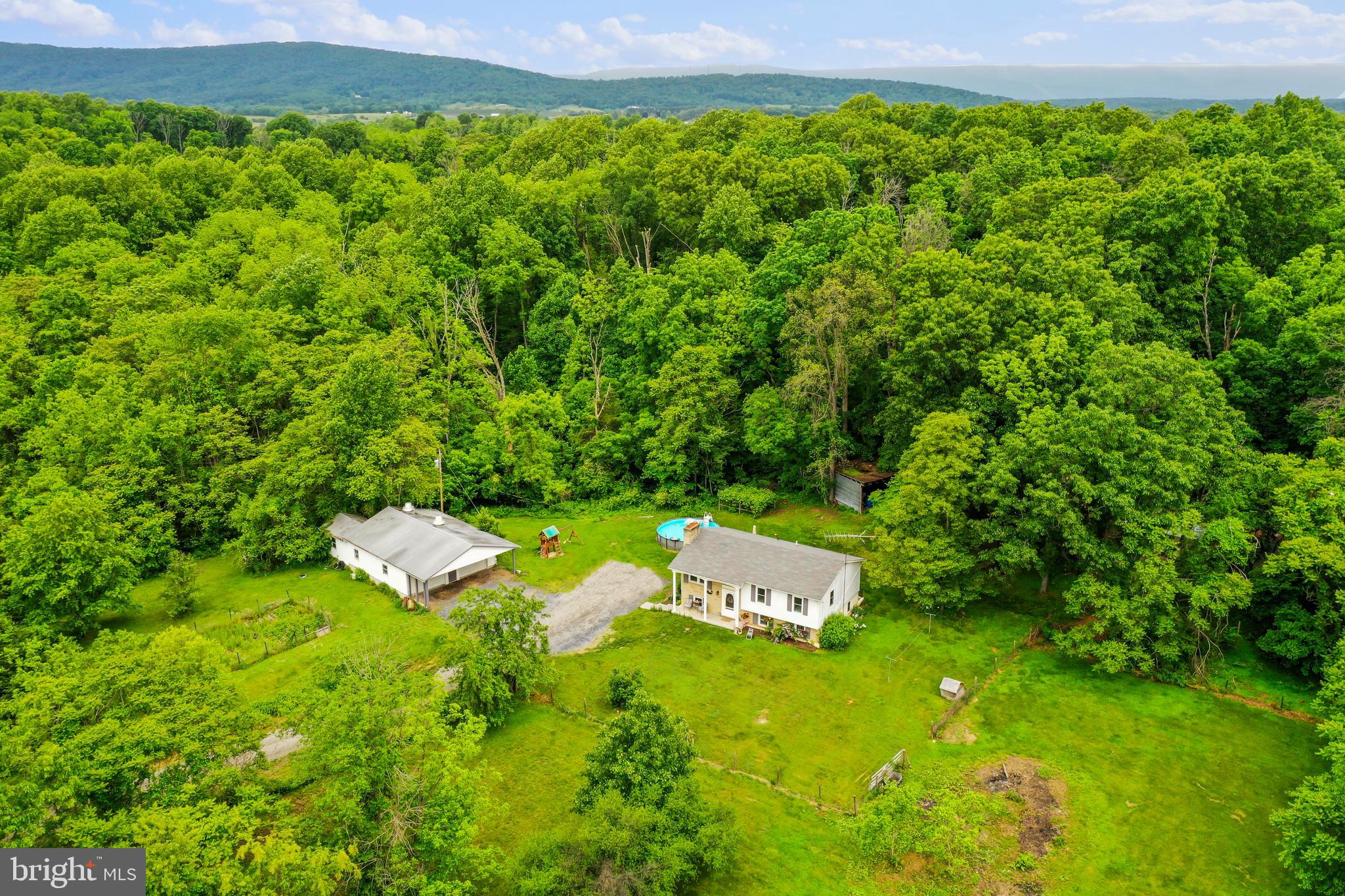 CEDAR RIDGE - Residential