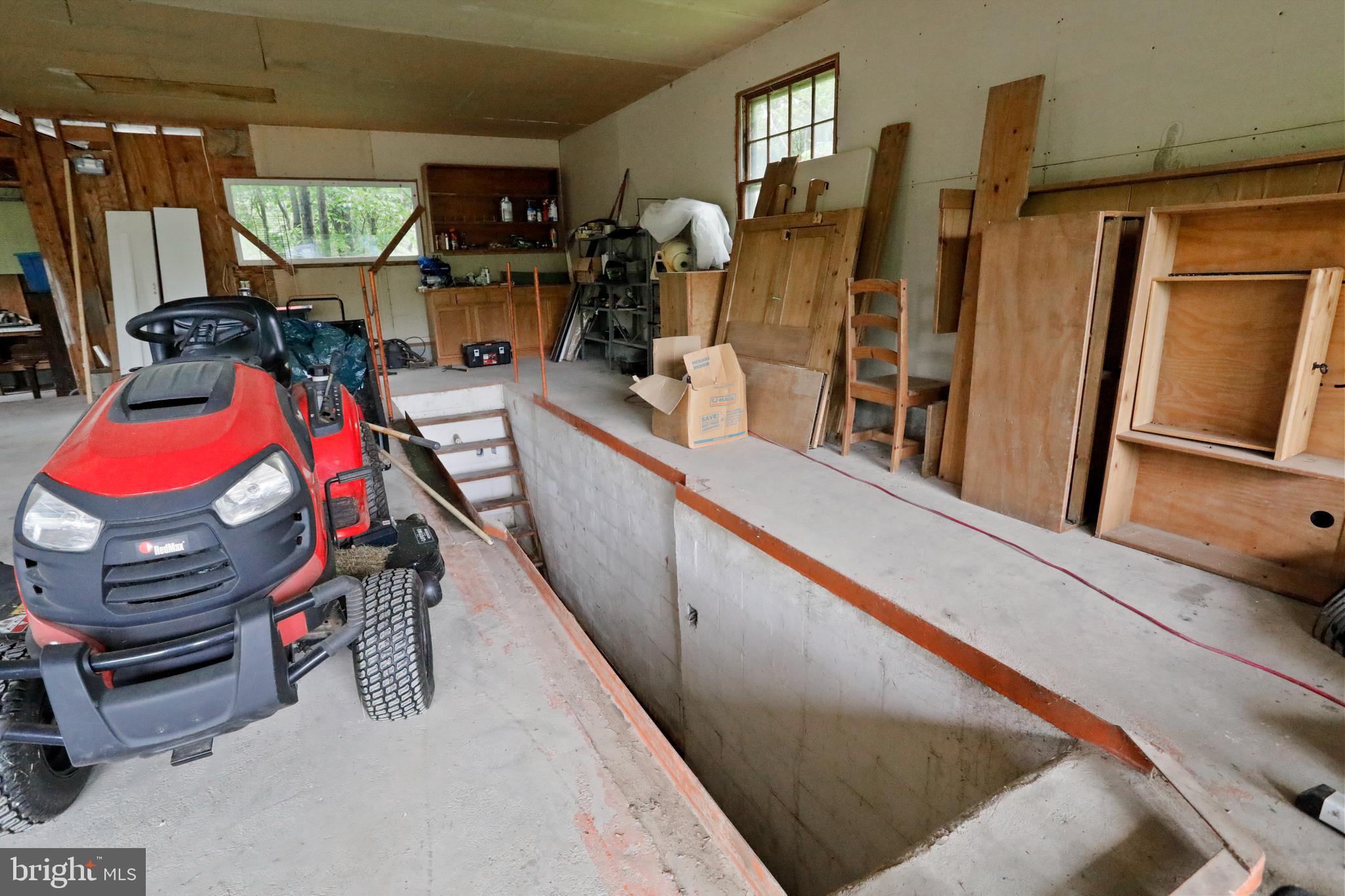 CEDAR RIDGE - Residential