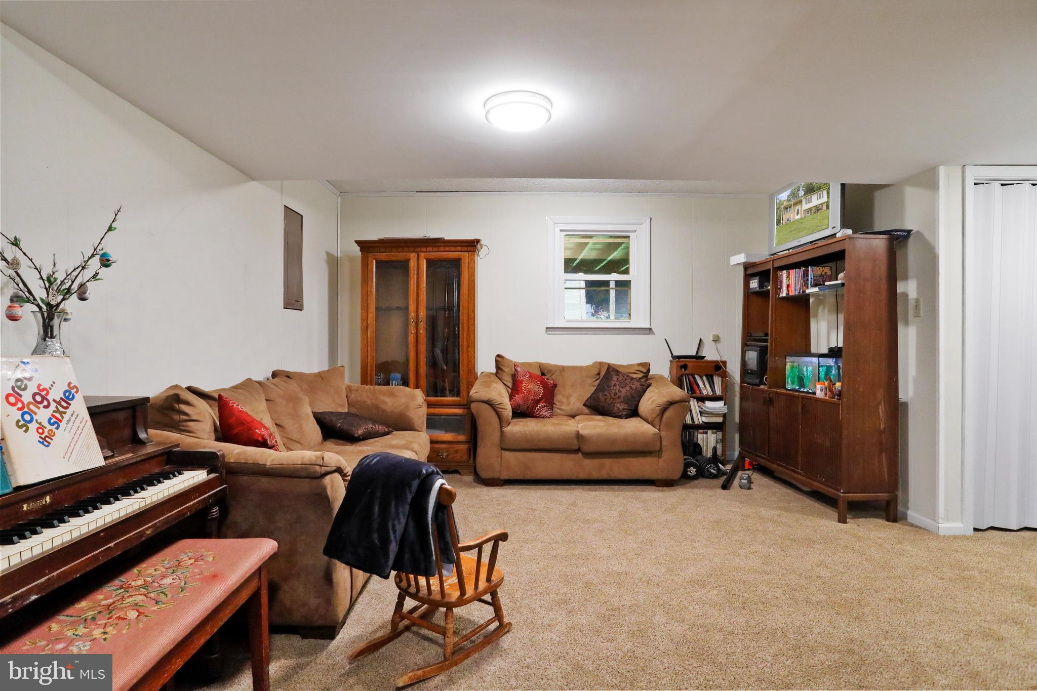 CEDAR RIDGE - Residential