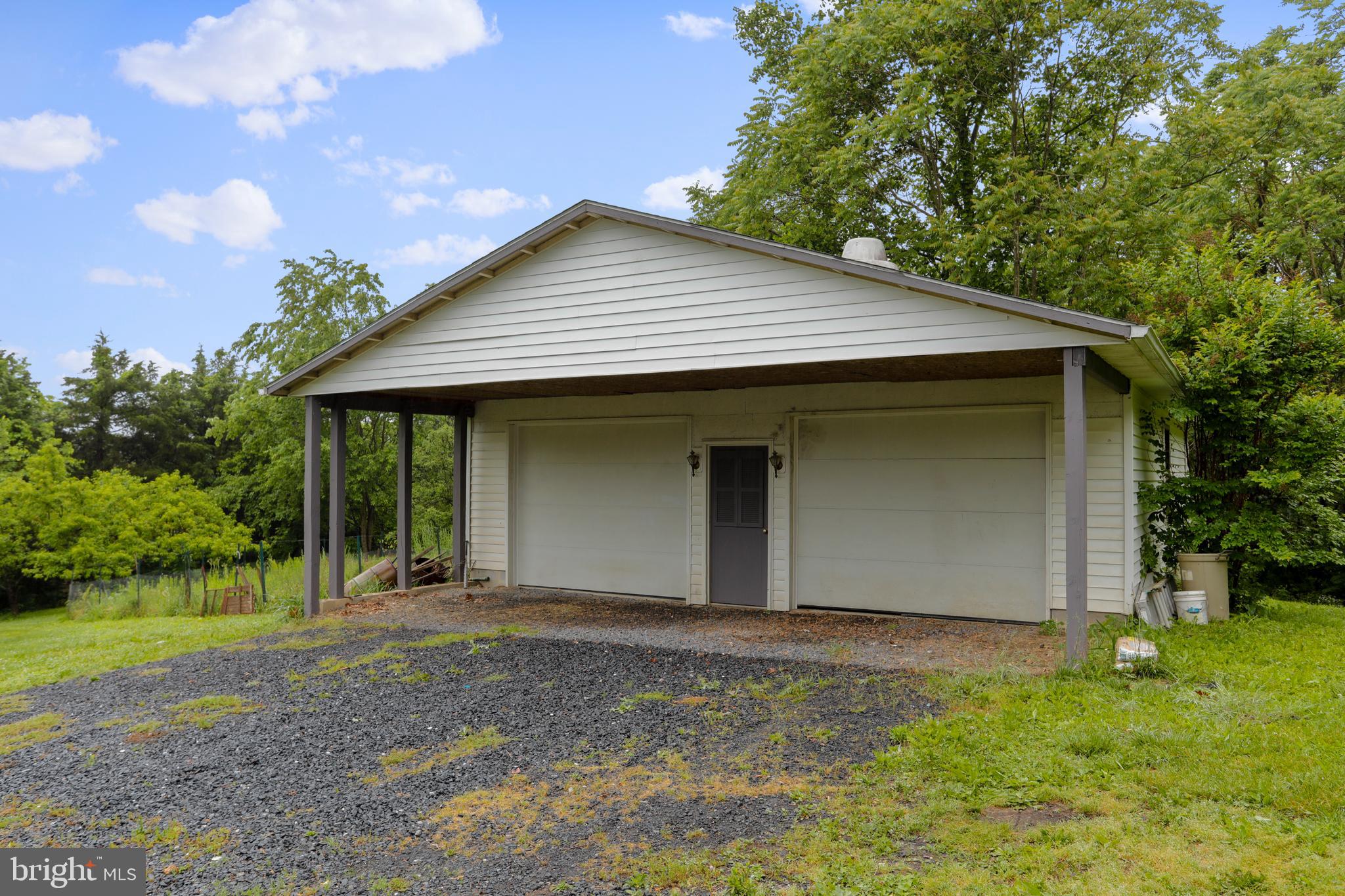 CEDAR RIDGE - Residential