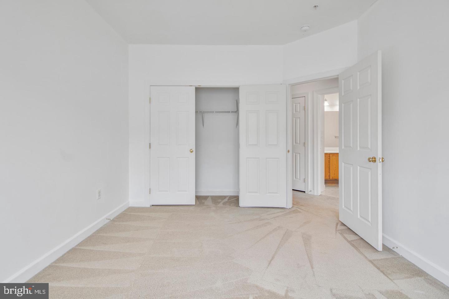 VILLAGES OF POTOMAC AT INDIAN HEAD - Residential Lease