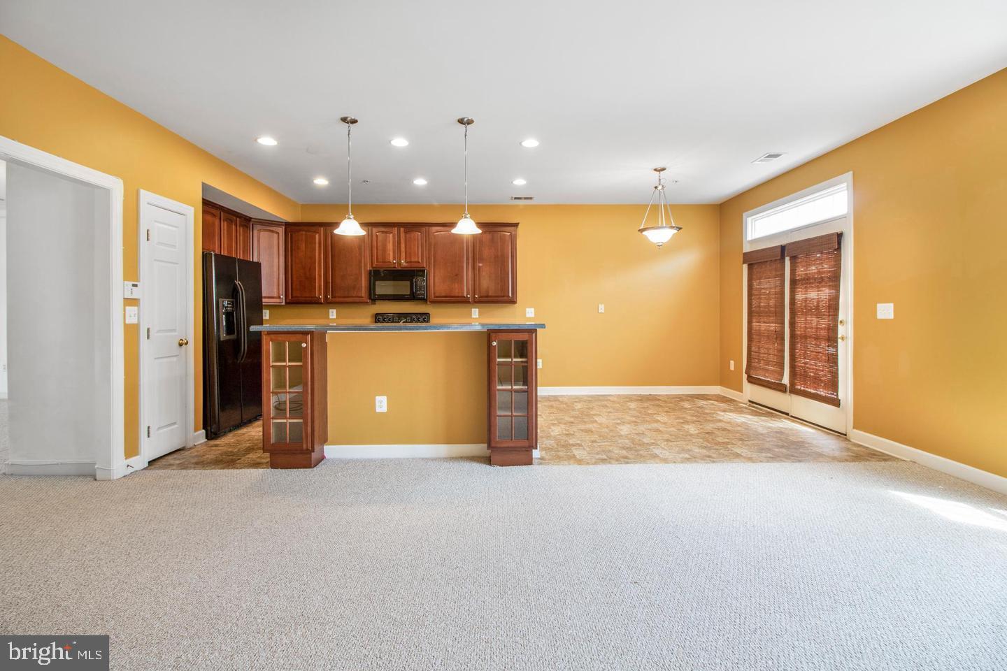 VILLAGES OF POTOMAC AT INDIAN HEAD - Residential Lease