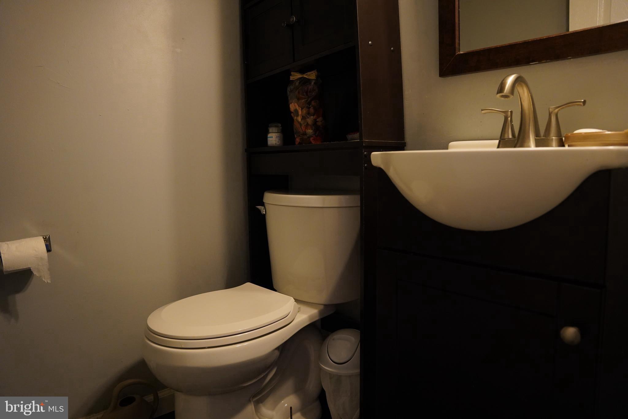 HARFORD SQUARE - Residential