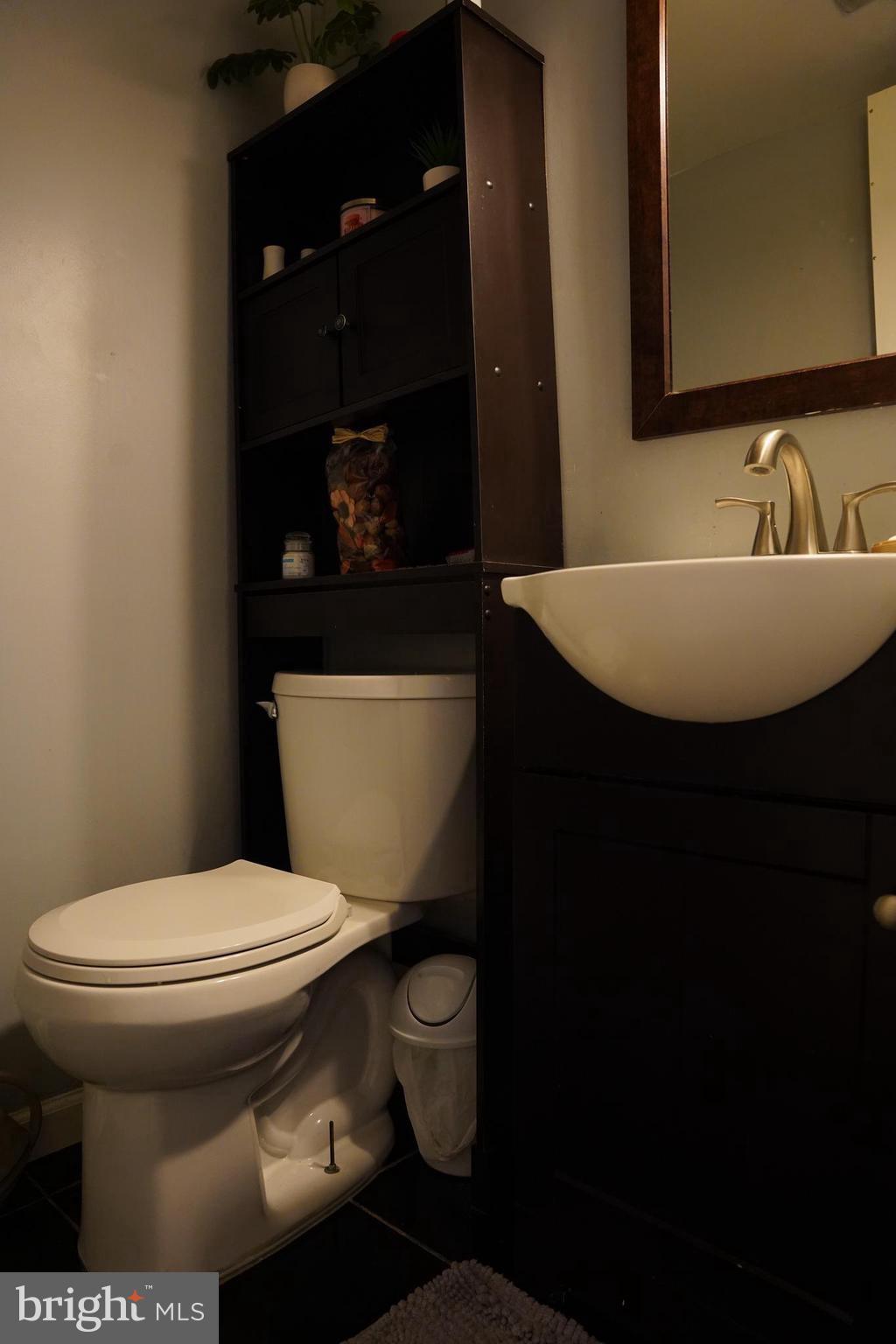 HARFORD SQUARE - Residential