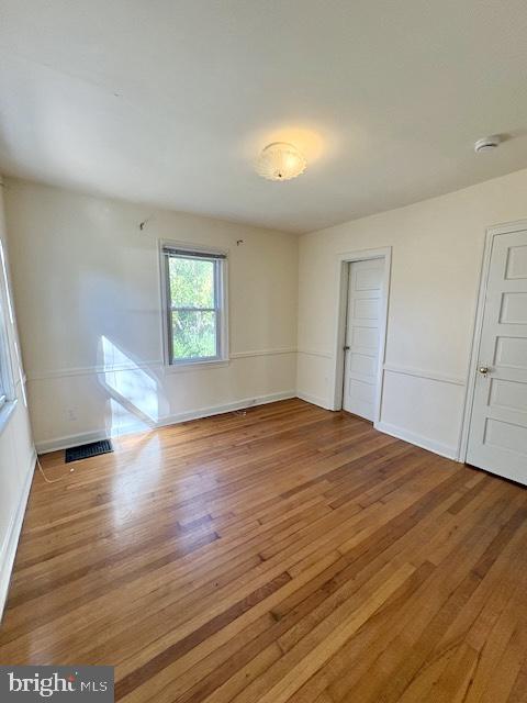 GLENBROOK VILLAGE - Residential Lease