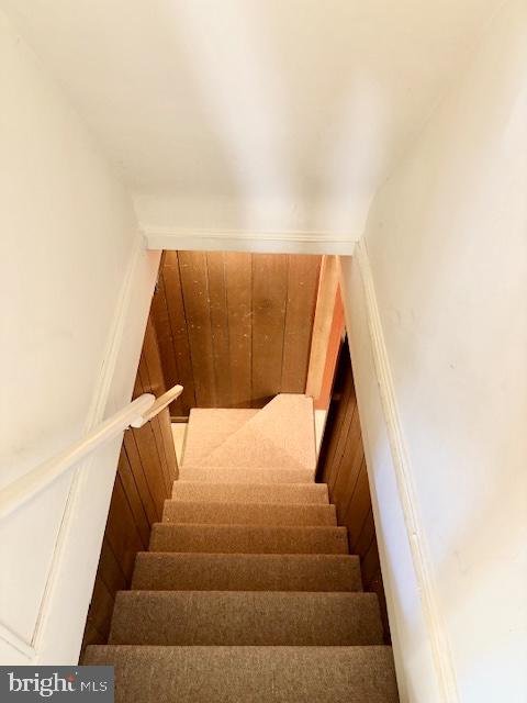 GLENBROOK VILLAGE - Residential Lease