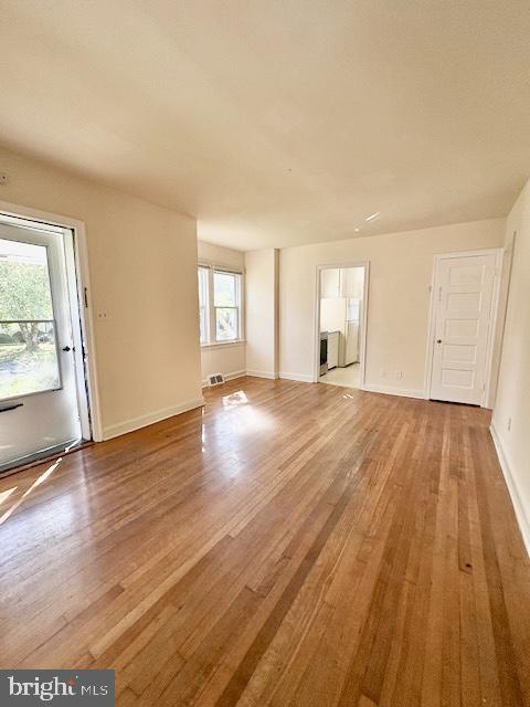 GLENBROOK VILLAGE - Residential Lease