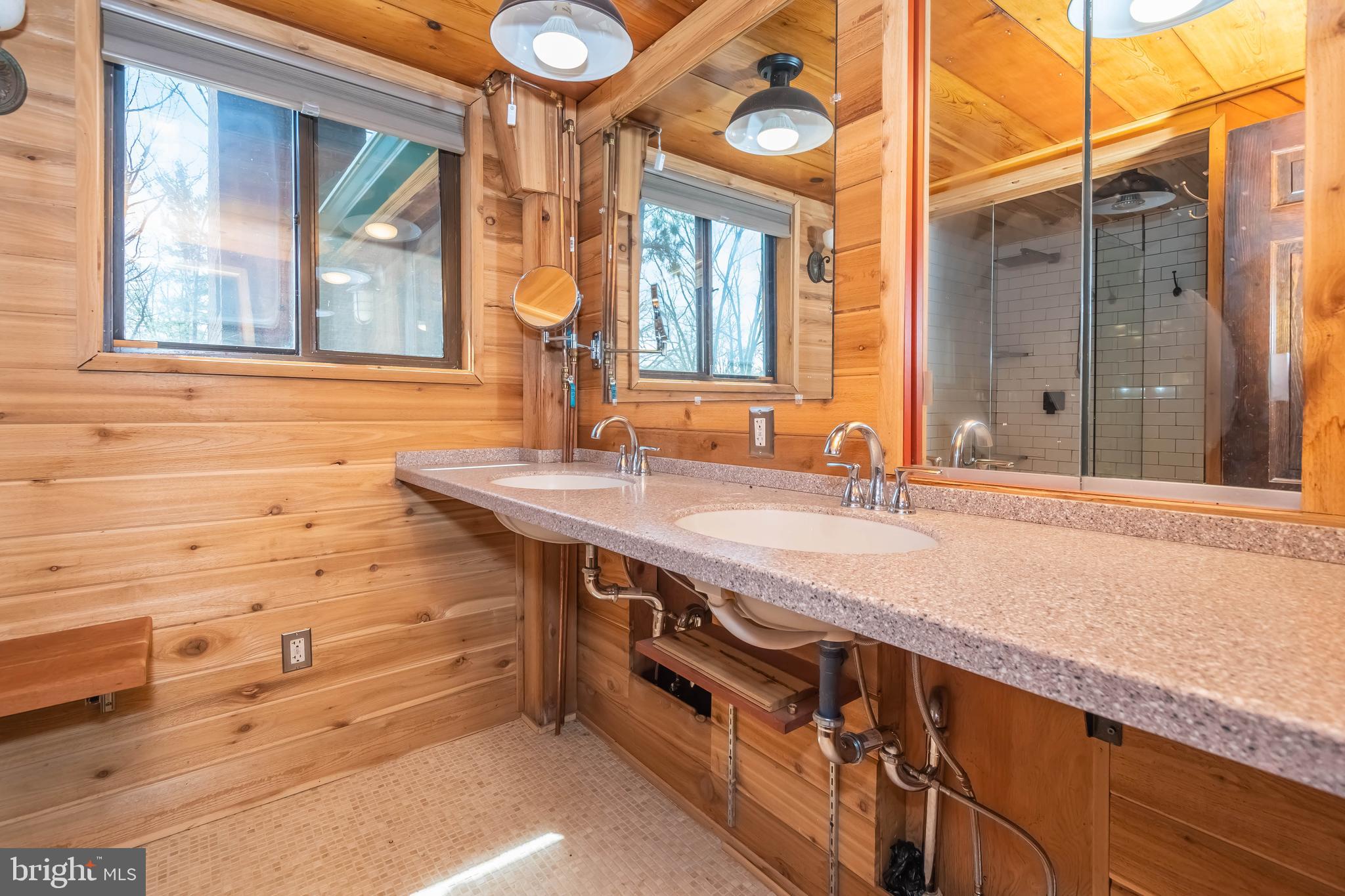 PENN POINT ROAD - Residential