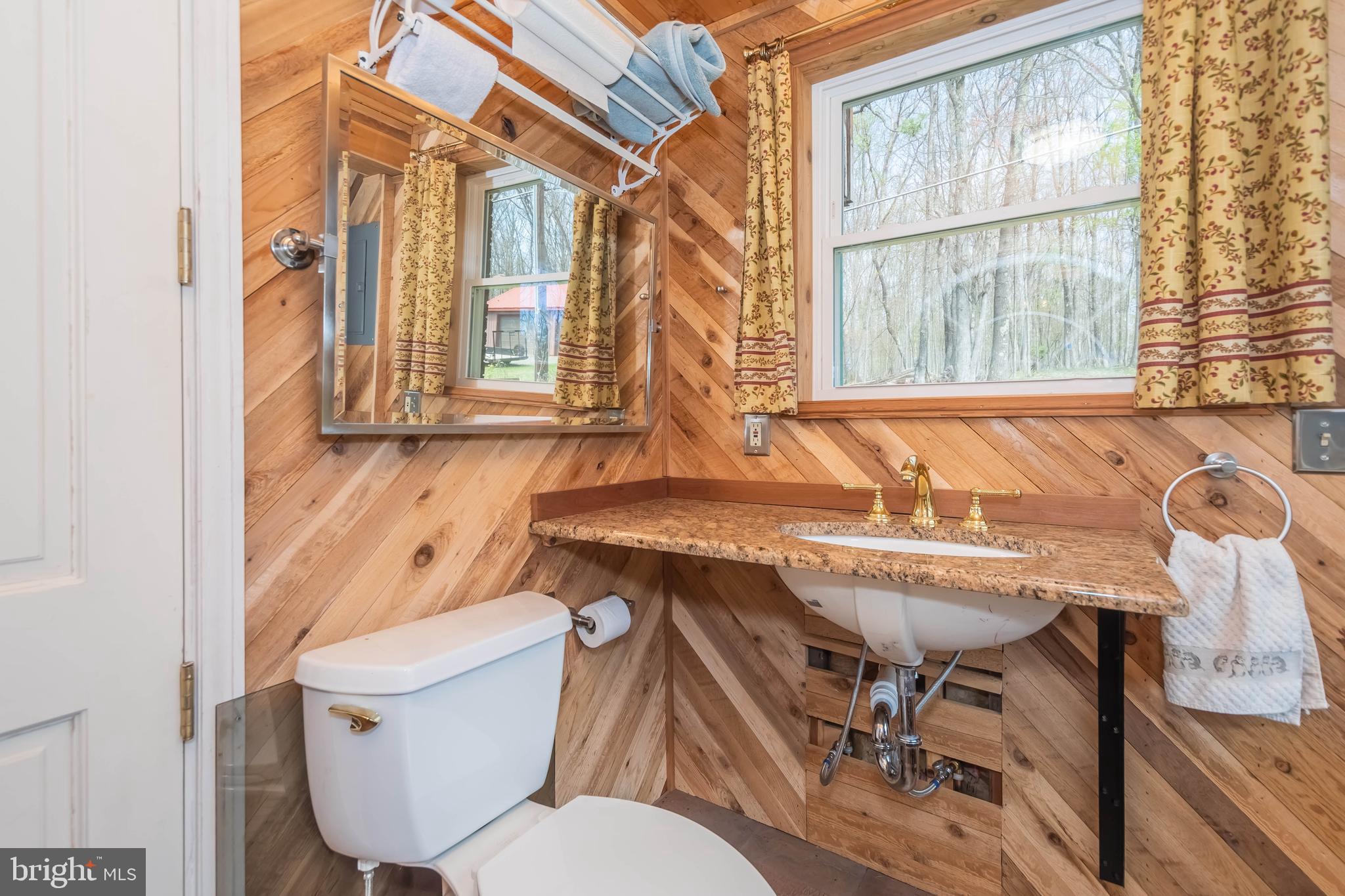 PENN POINT ROAD - Residential