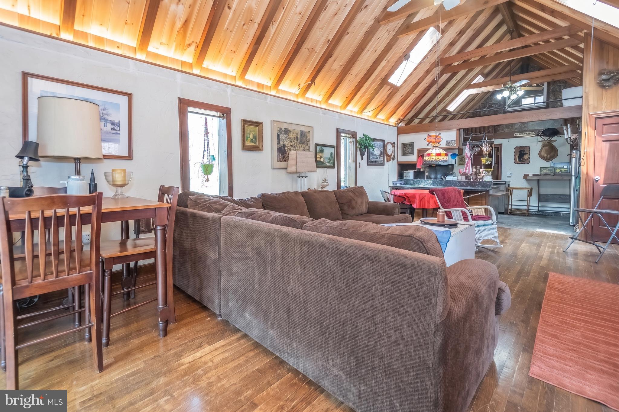 PENN POINT ROAD - Residential