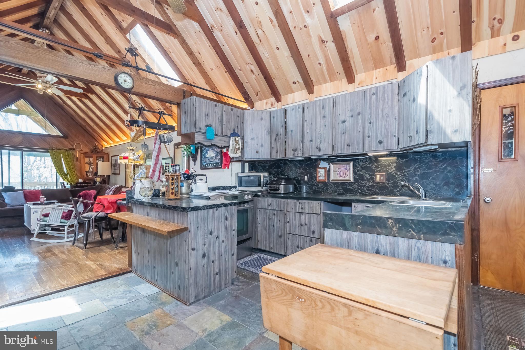 PENN POINT ROAD - Residential