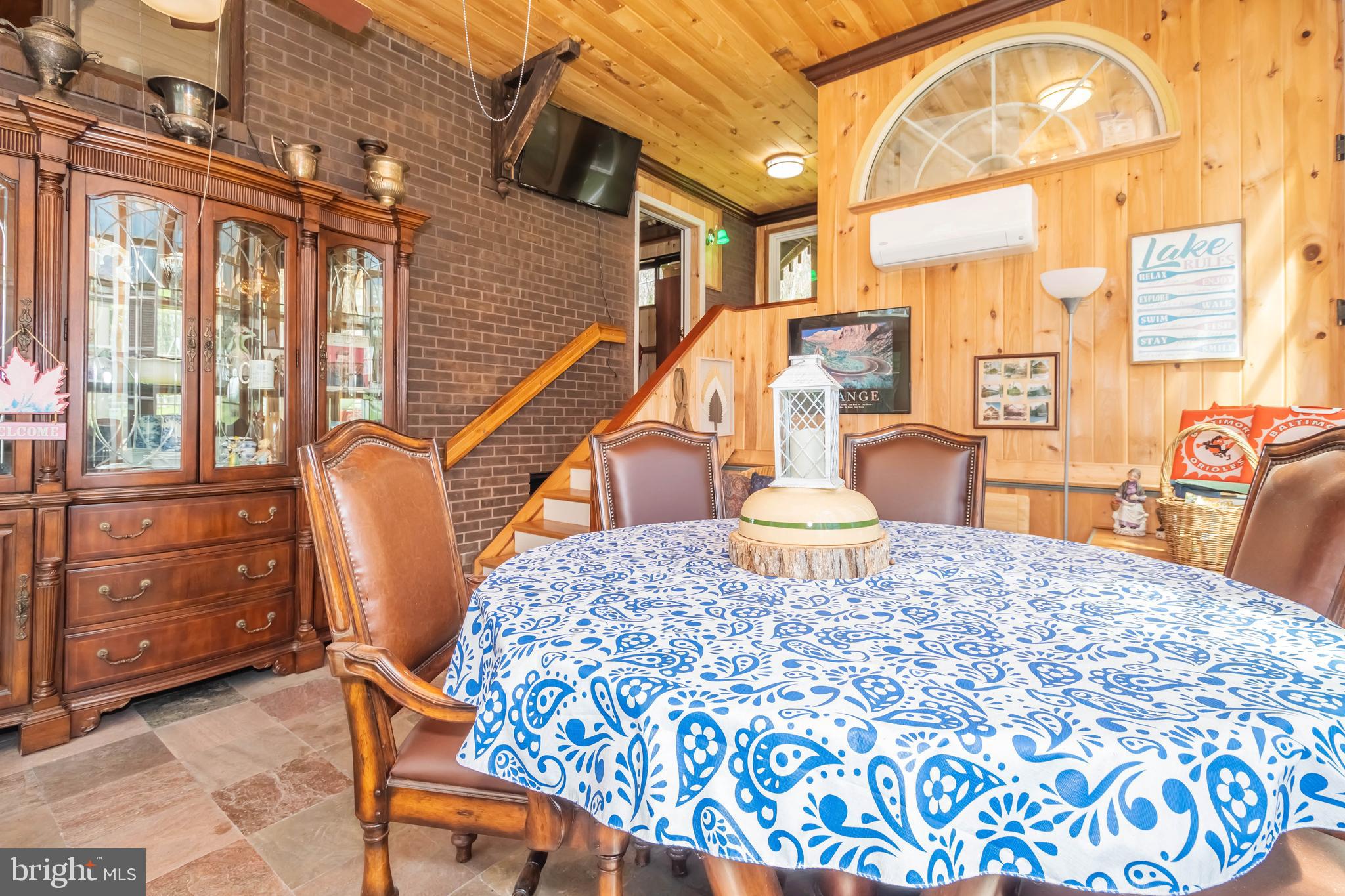 PENN POINT ROAD - Residential