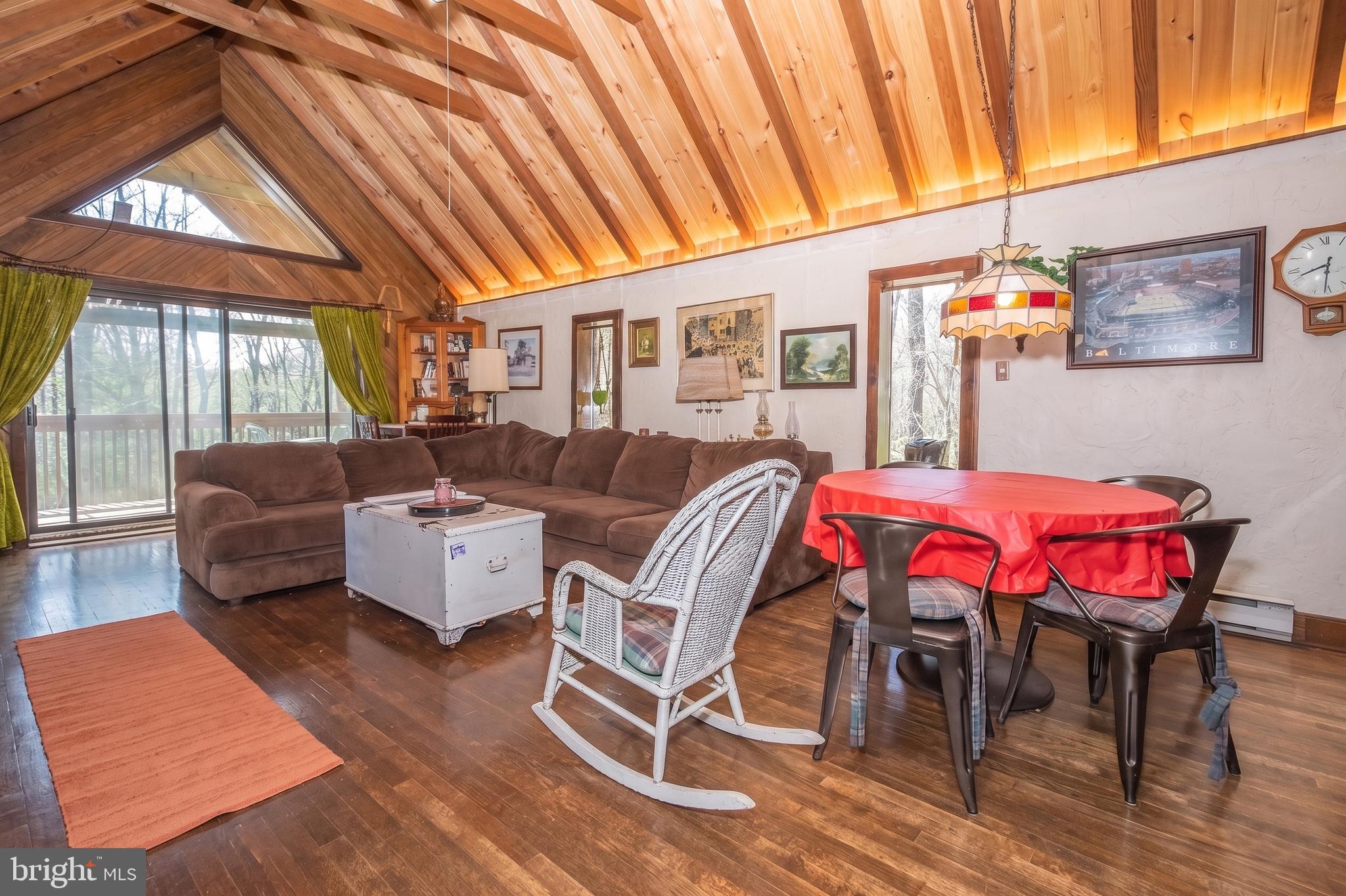 PENN POINT ROAD - Residential