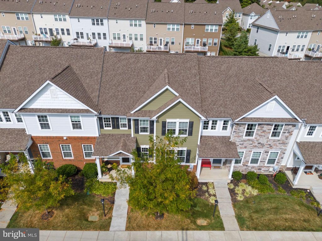 Photo of 726 Sun Valley Court, GLENMOORE, PA 19343 (MLS # PACT2109164)
