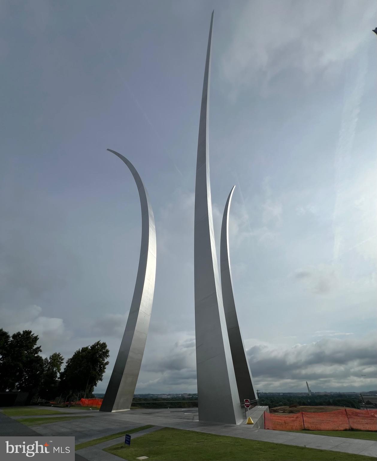 SOUTHAMPTON - Residential Lease