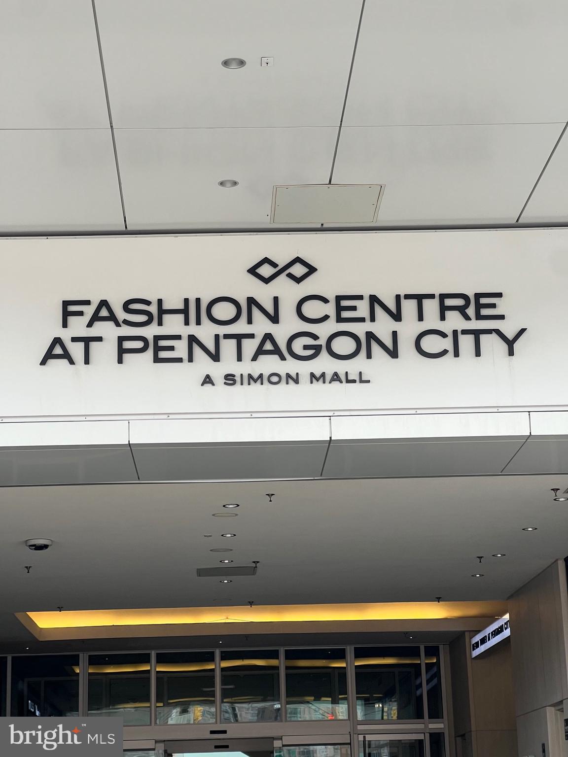 SOUTHAMPTON - Residential Lease