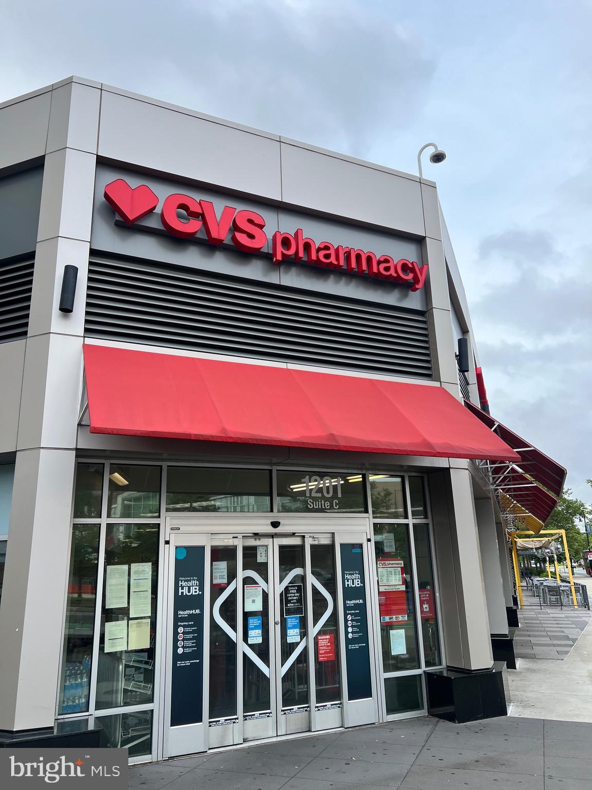 SOUTHAMPTON - Residential Lease