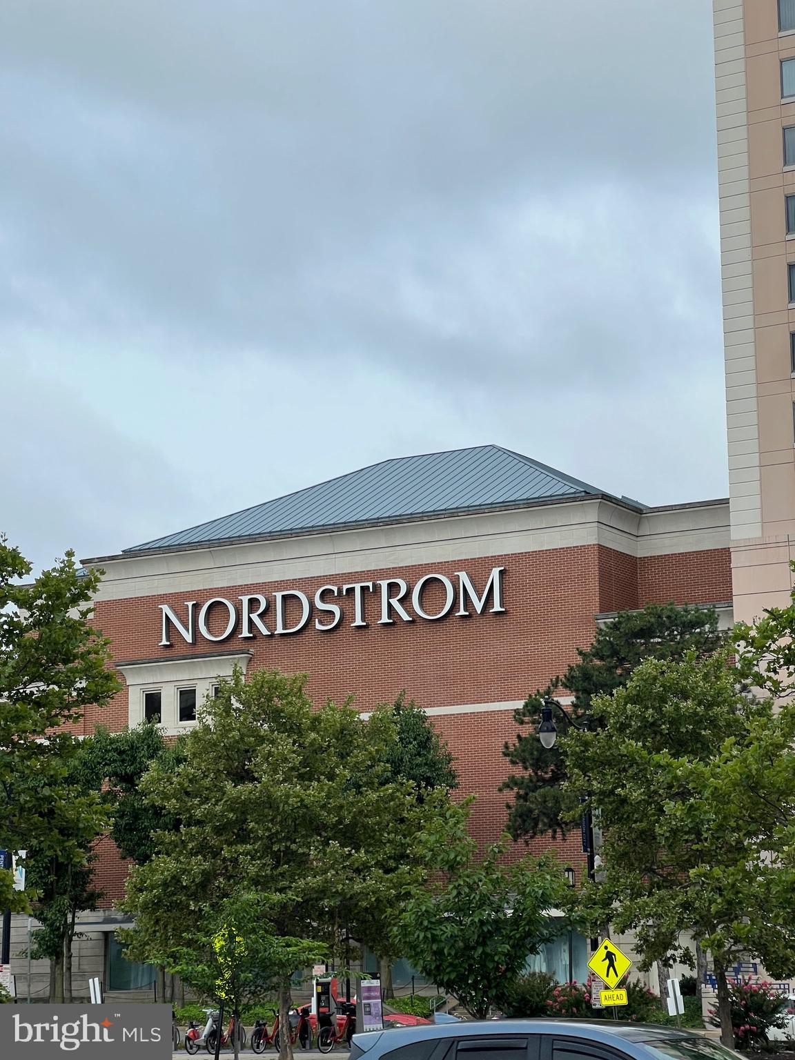 SOUTHAMPTON - Residential Lease