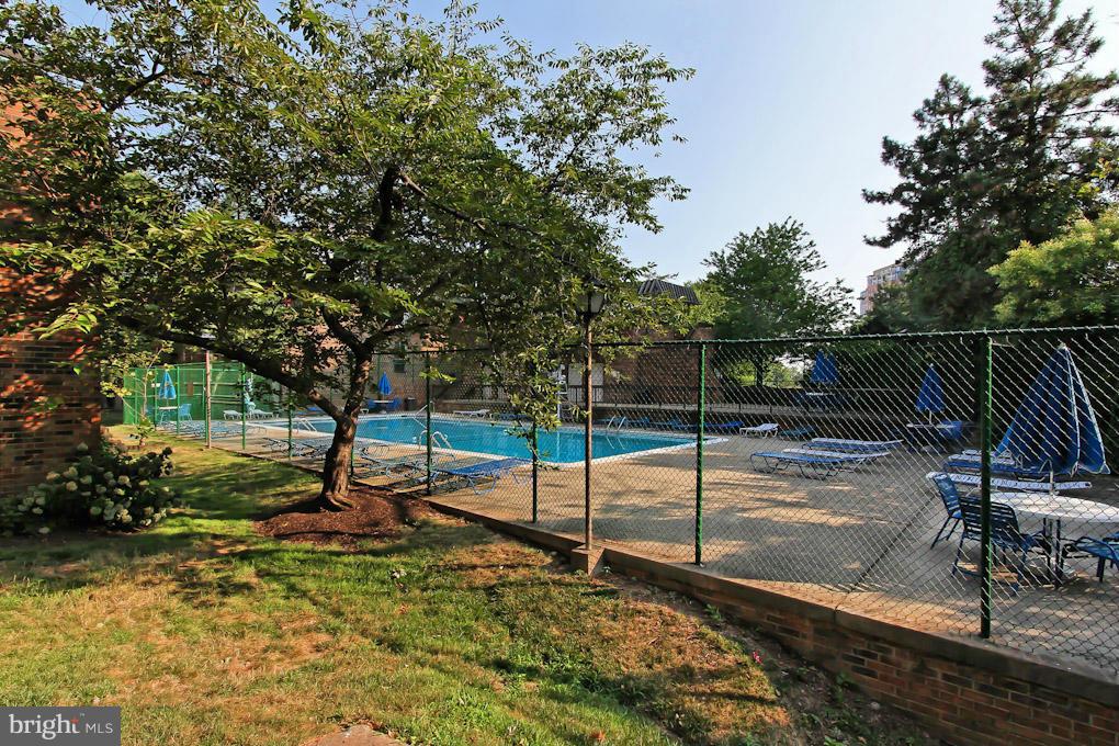 SOUTHAMPTON - Residential Lease