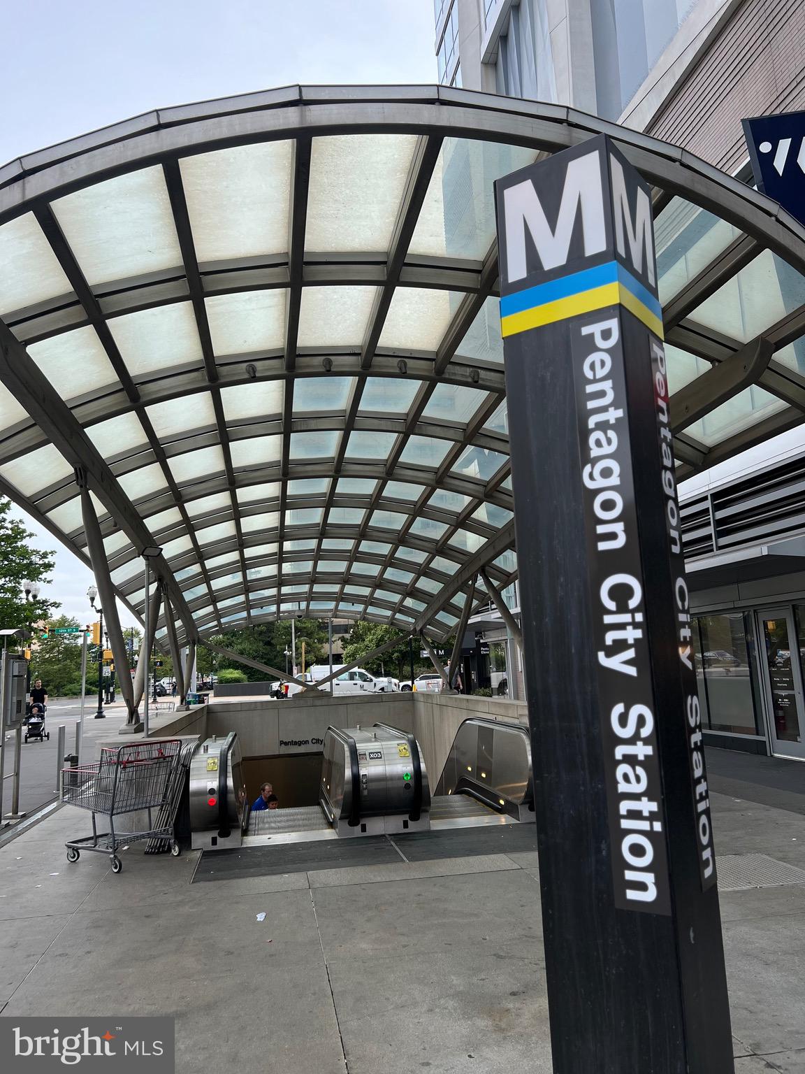 SOUTHAMPTON - Residential Lease