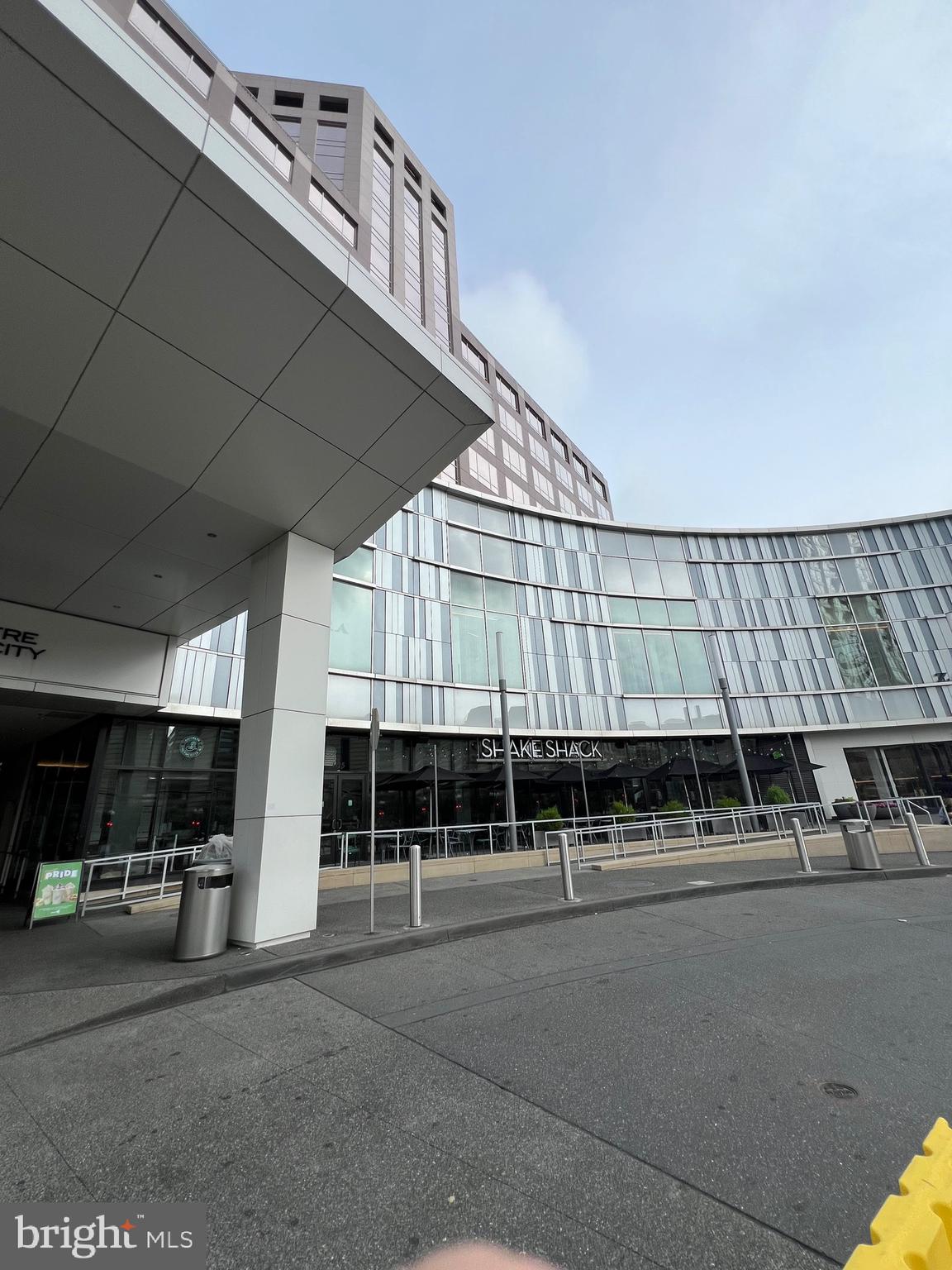 SOUTHAMPTON - Residential Lease