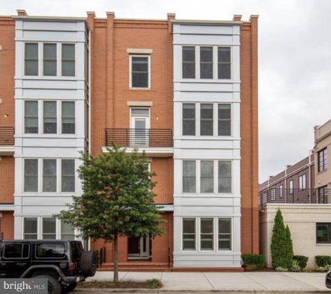 Photo of 1912 Potomac Avenue #101, ALEXANDRIA, VA 22301 (MLS # VAAX2063674)