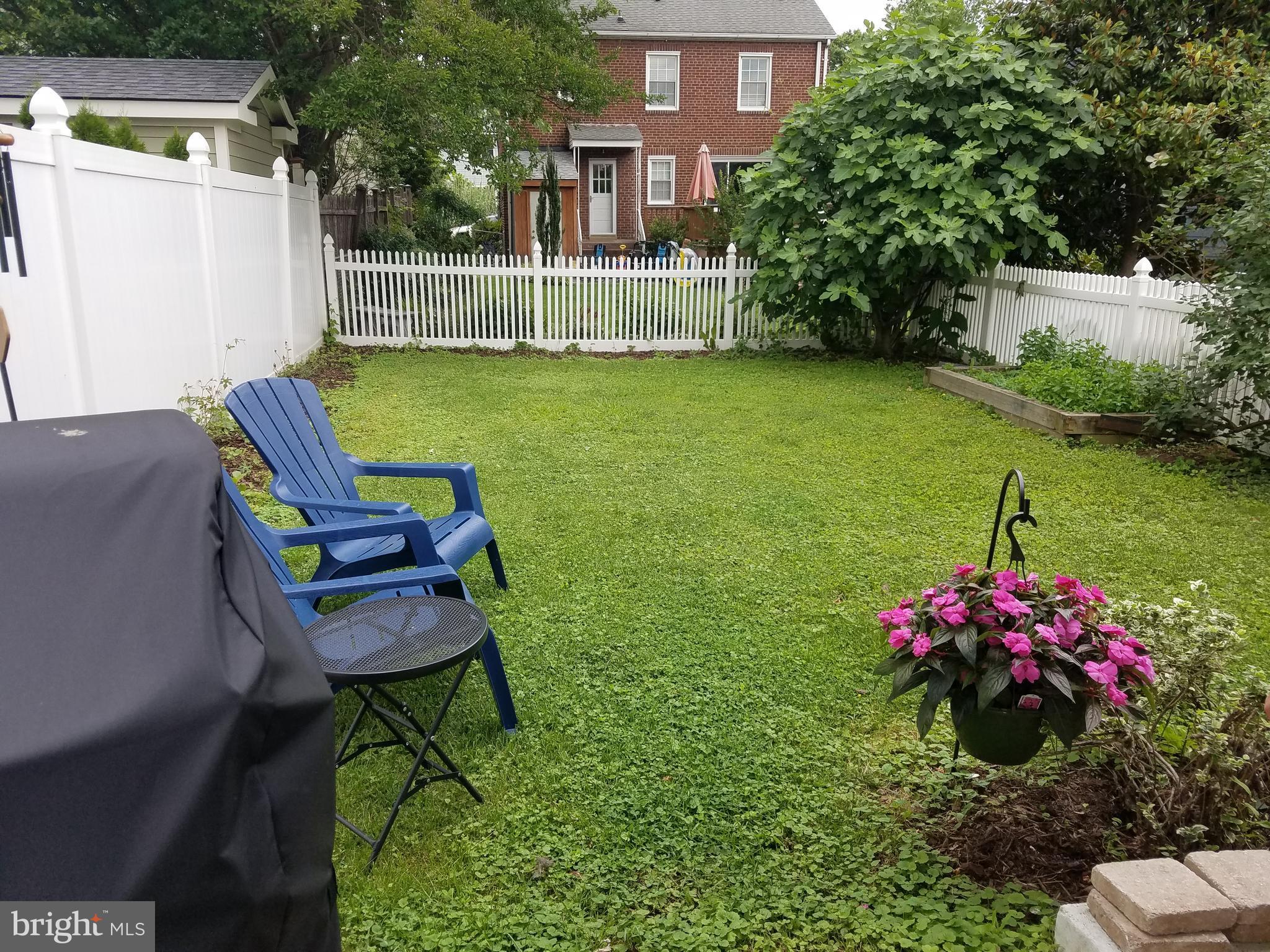 TEMPLE PARK - Residential Lease