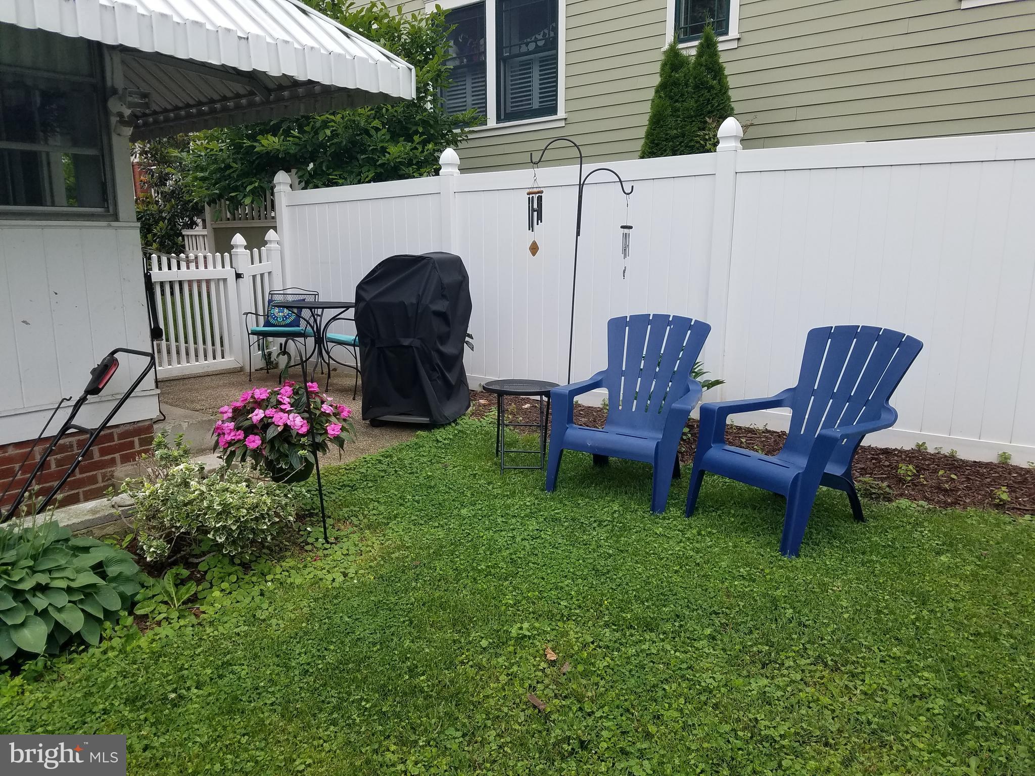 TEMPLE PARK - Residential Lease