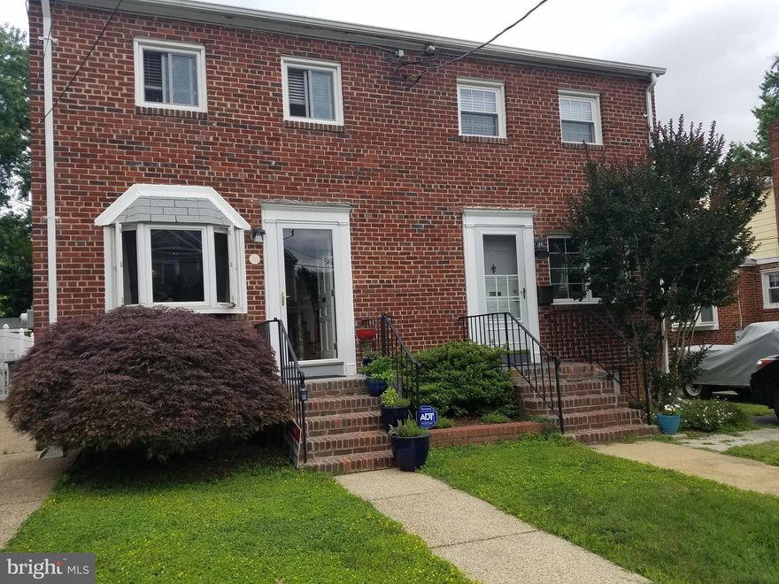 Charming 1940s 3-lvl Rosemont home walking distance to both Braddock Rd & King St metro! Wood floors, updated kitchen, new windows & HVAC, partial fin bsmt & ample storage. Cozy 3-season room overlooks rear fenced yard. Private driveway can fit 2 cars!  1 mile to Del Ray, Old Town, Amtrak, Masonic Temple, shopping, dining & more! Pets case-by-case w/ deposit.  Apply today, this won't last!