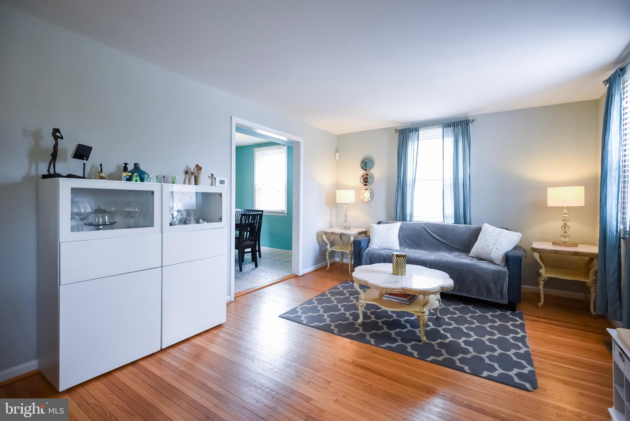 ROXBOROUGH - Residential