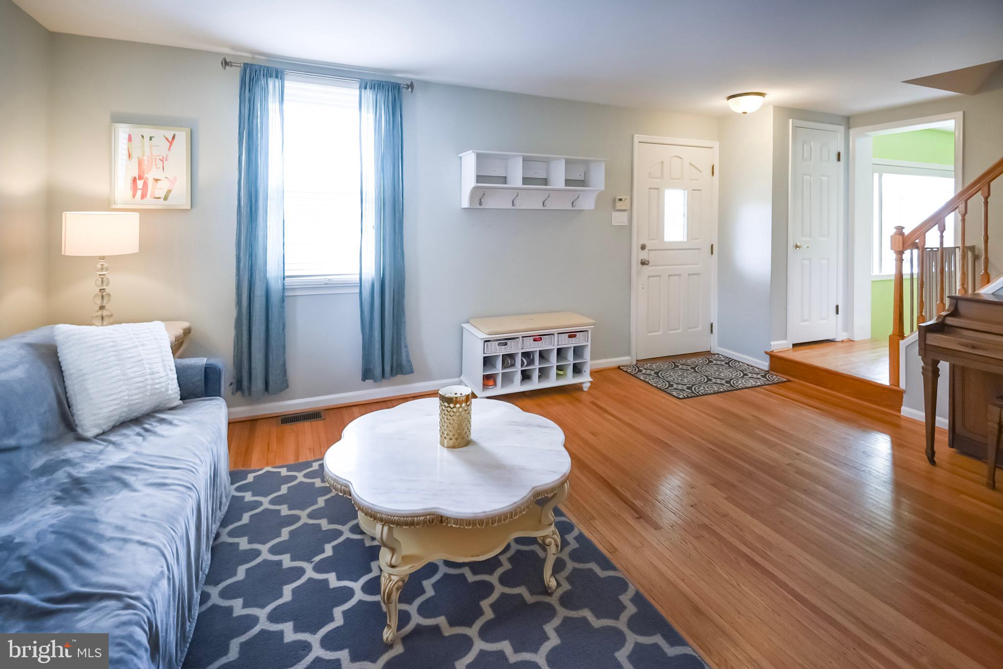 ROXBOROUGH - Residential