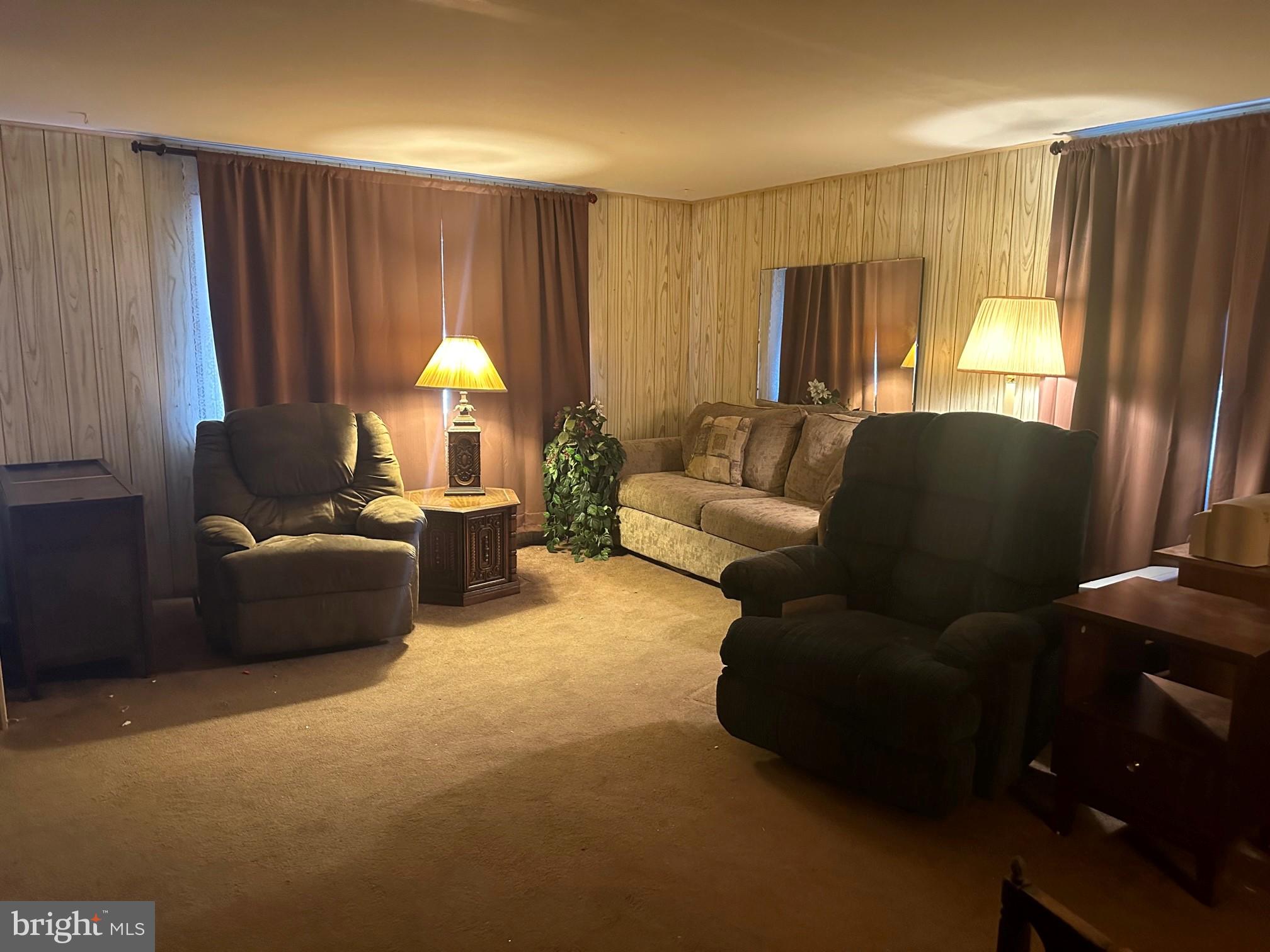 PINE TREE FARMS - Residential