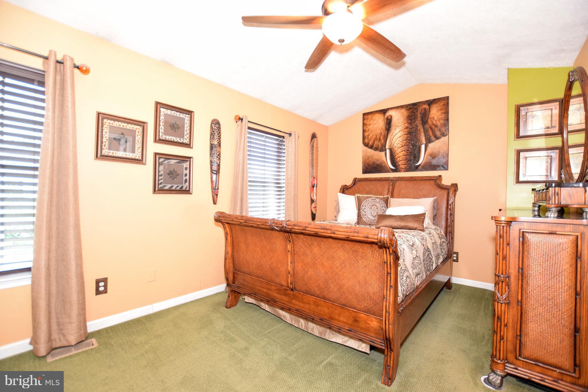 WOODLAND MANOR - Residential