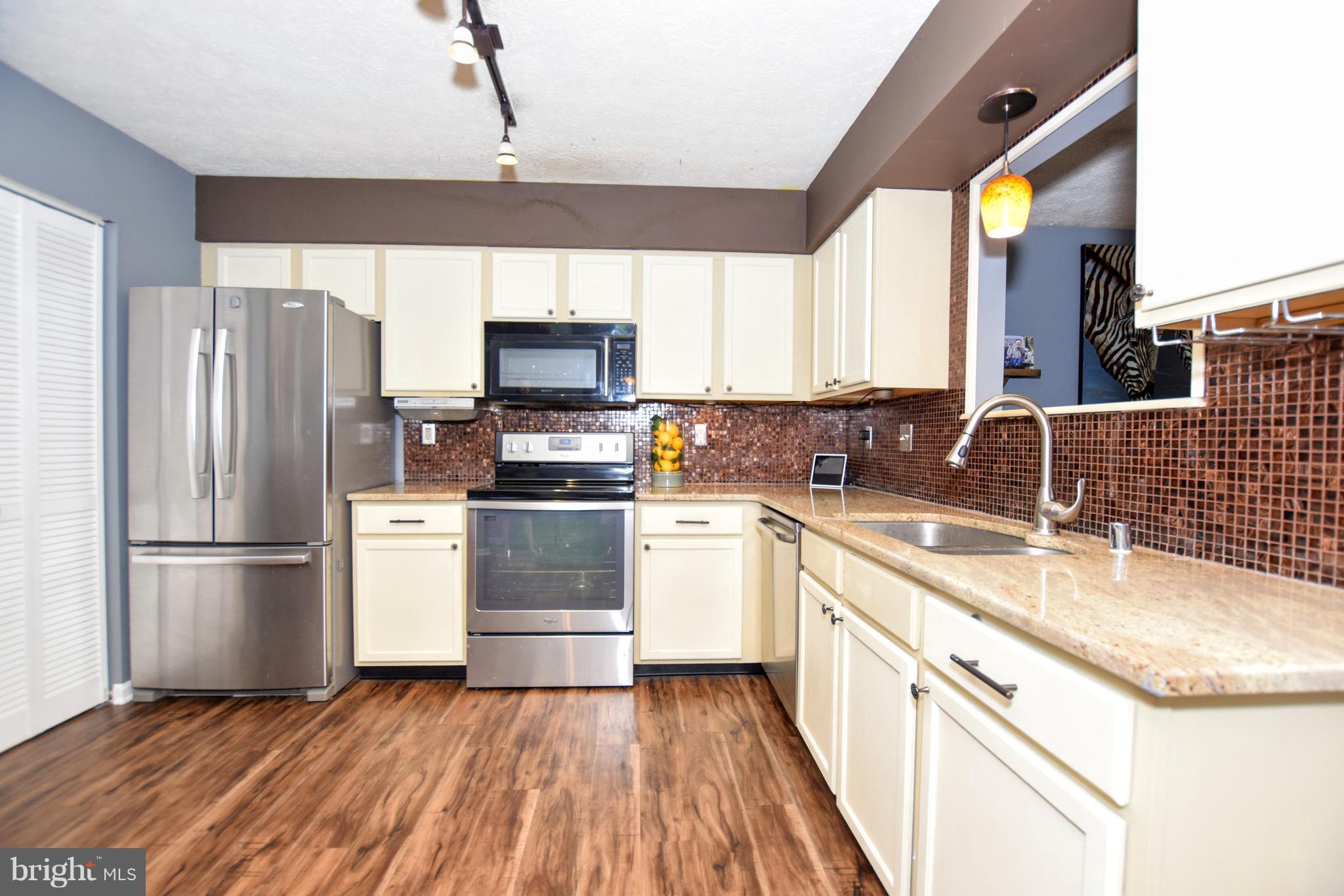 WOODLAND MANOR - Residential