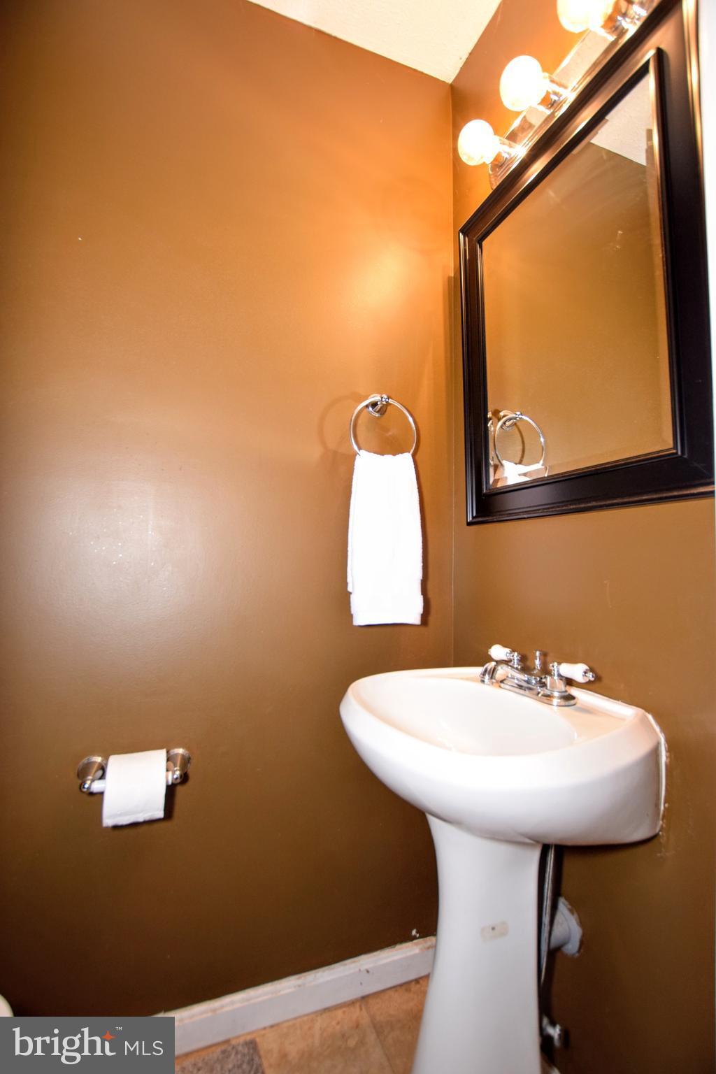 WOODLAND MANOR - Residential