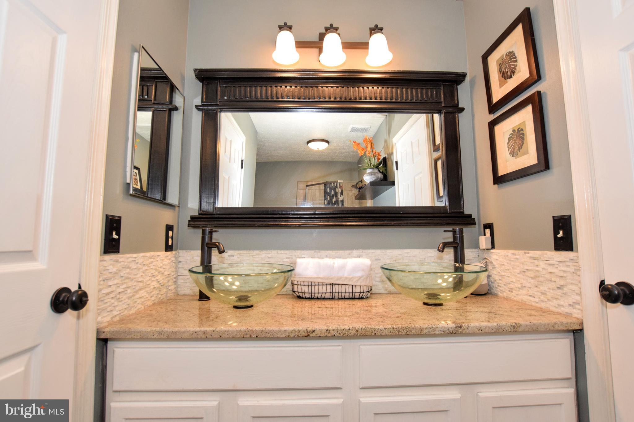 WOODLAND MANOR - Residential