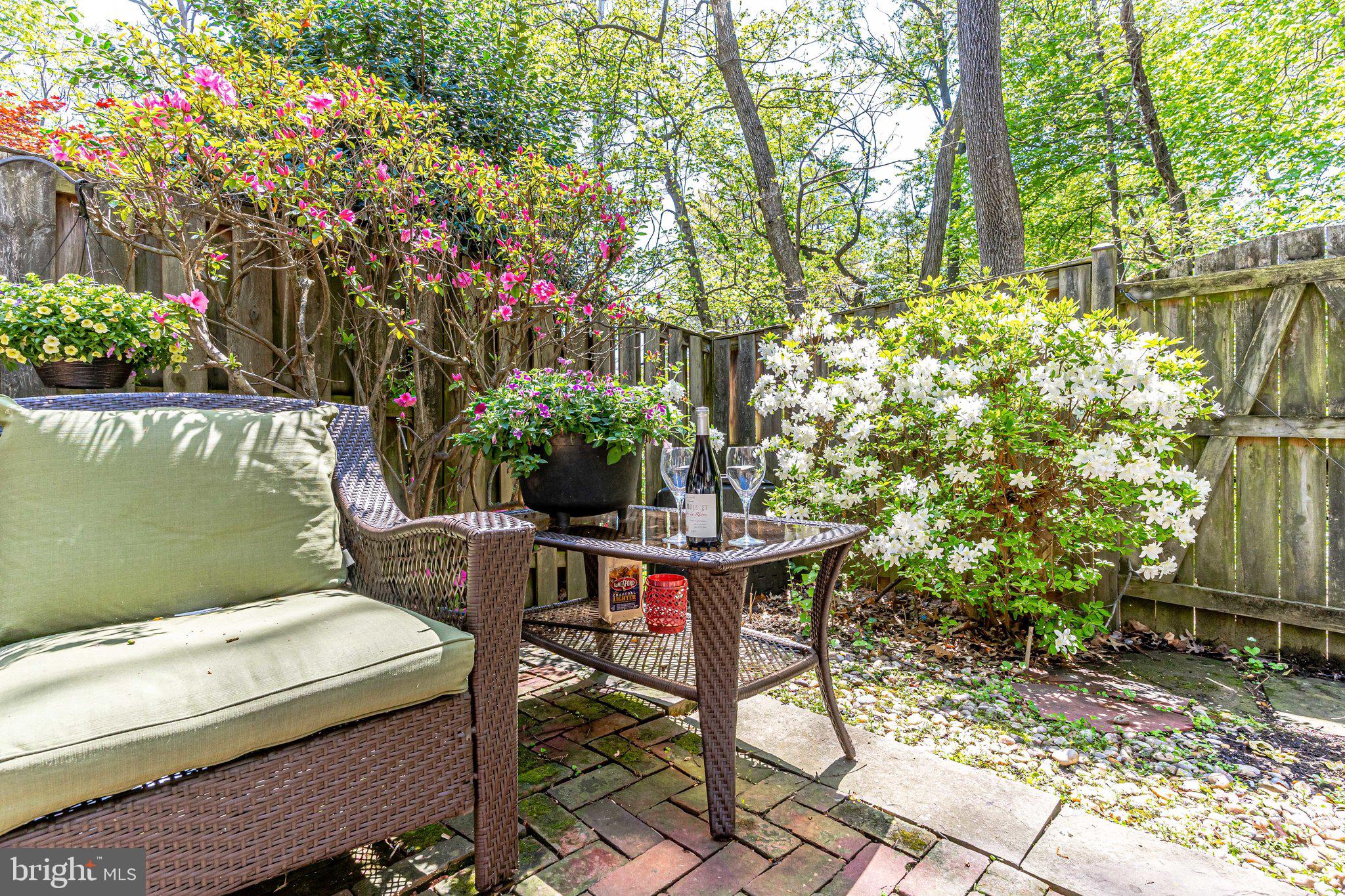 NEW MARK COMMONS - Residential