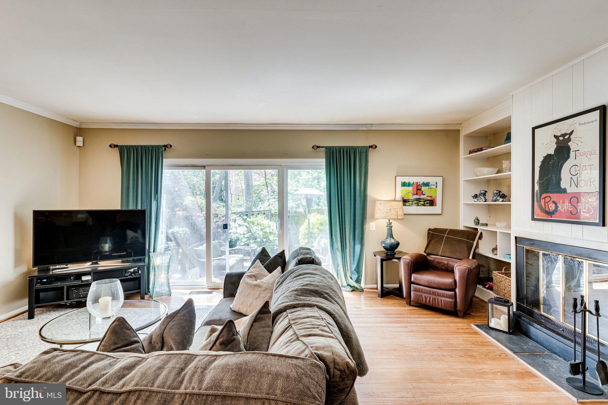 NEW MARK COMMONS - Residential