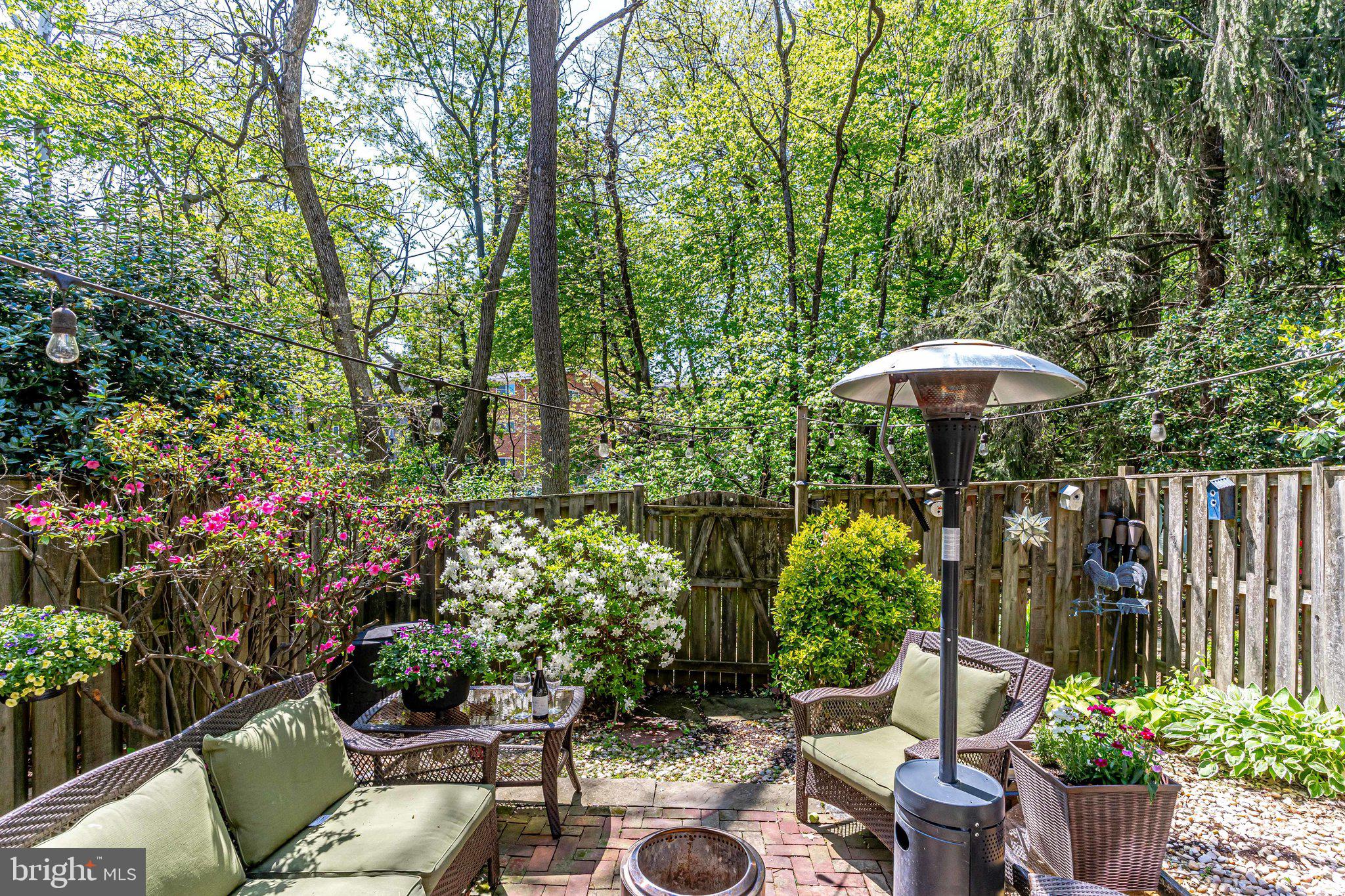 NEW MARK COMMONS - Residential