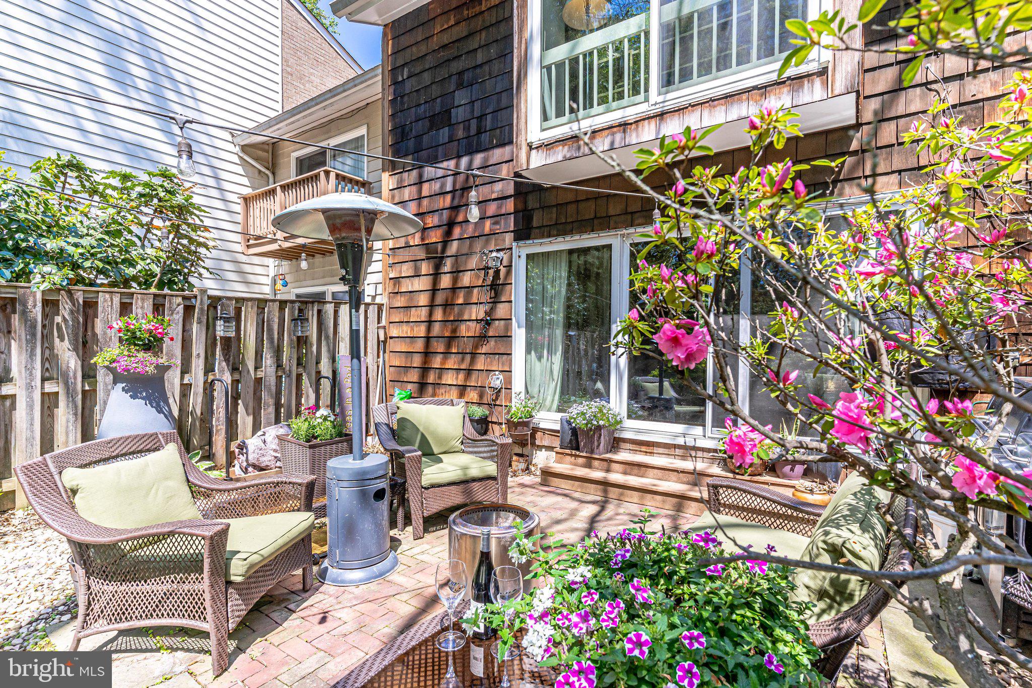 NEW MARK COMMONS - Residential