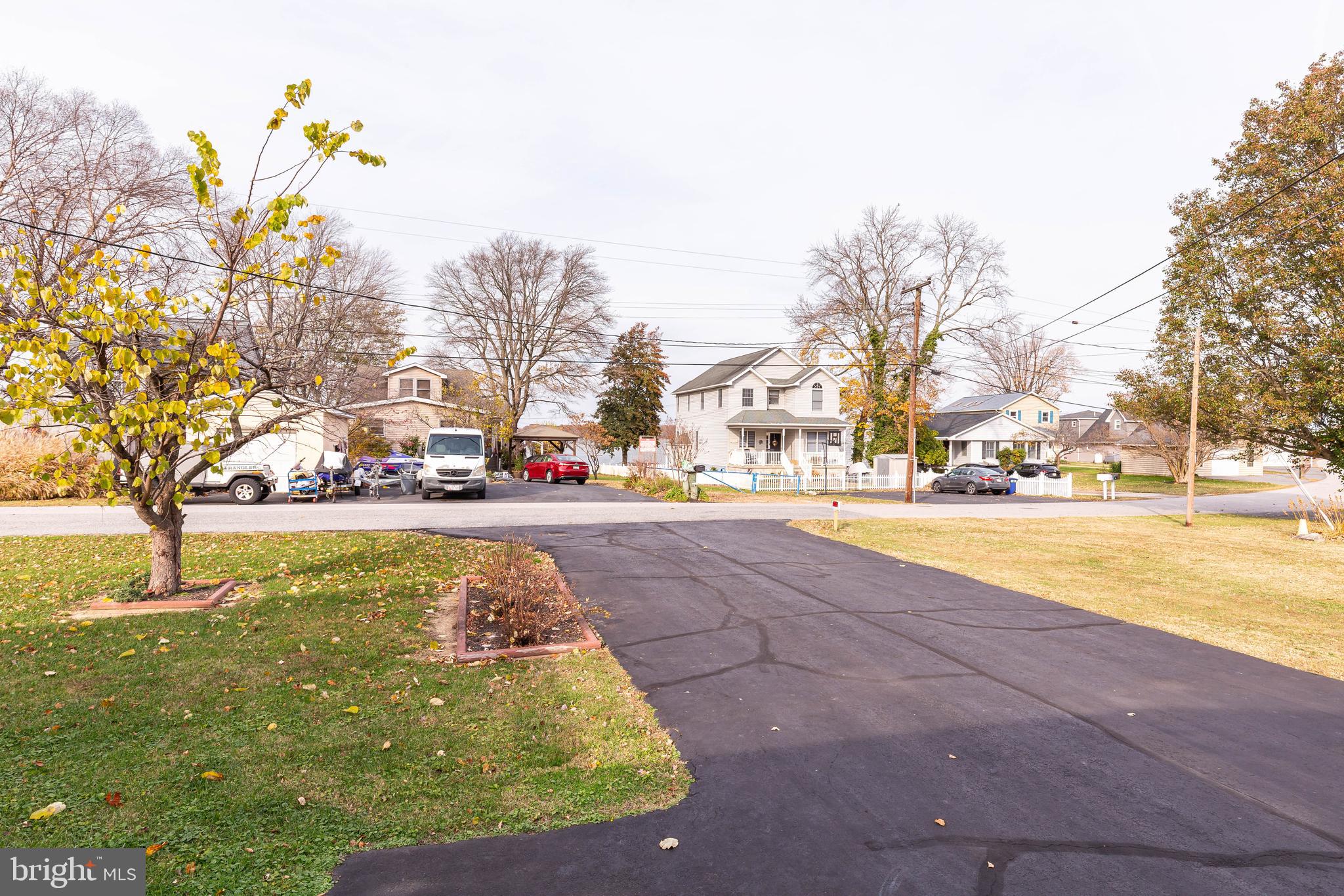 OLIVER BEACH - Residential