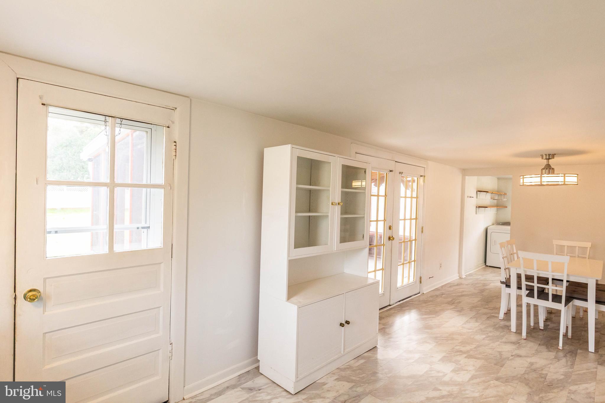 OLIVER BEACH - Residential