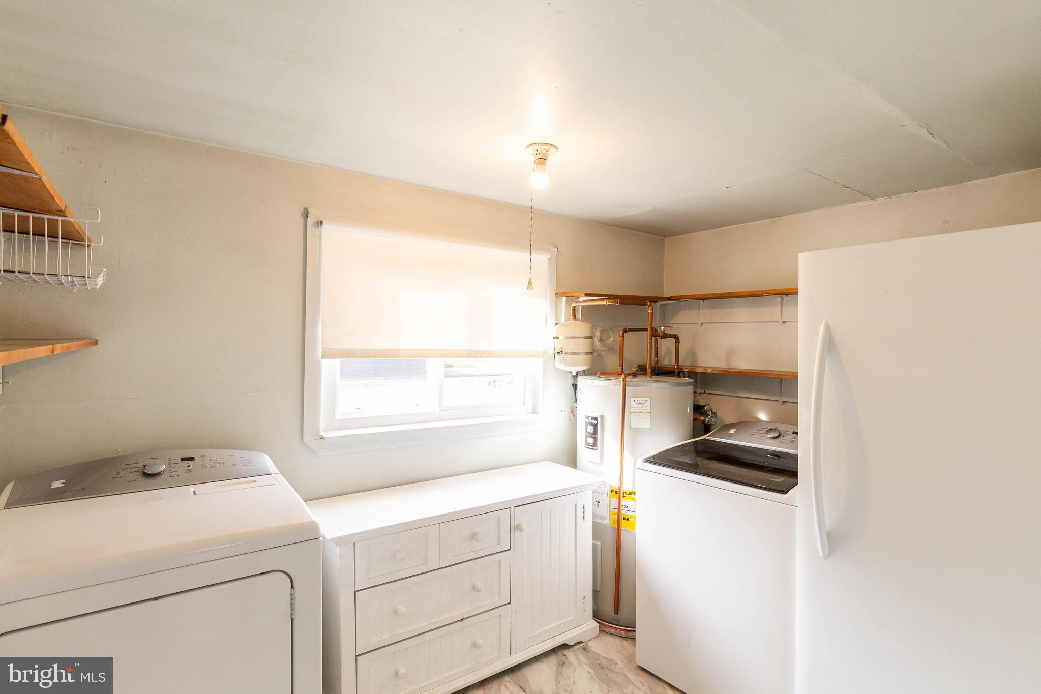 OLIVER BEACH - Residential