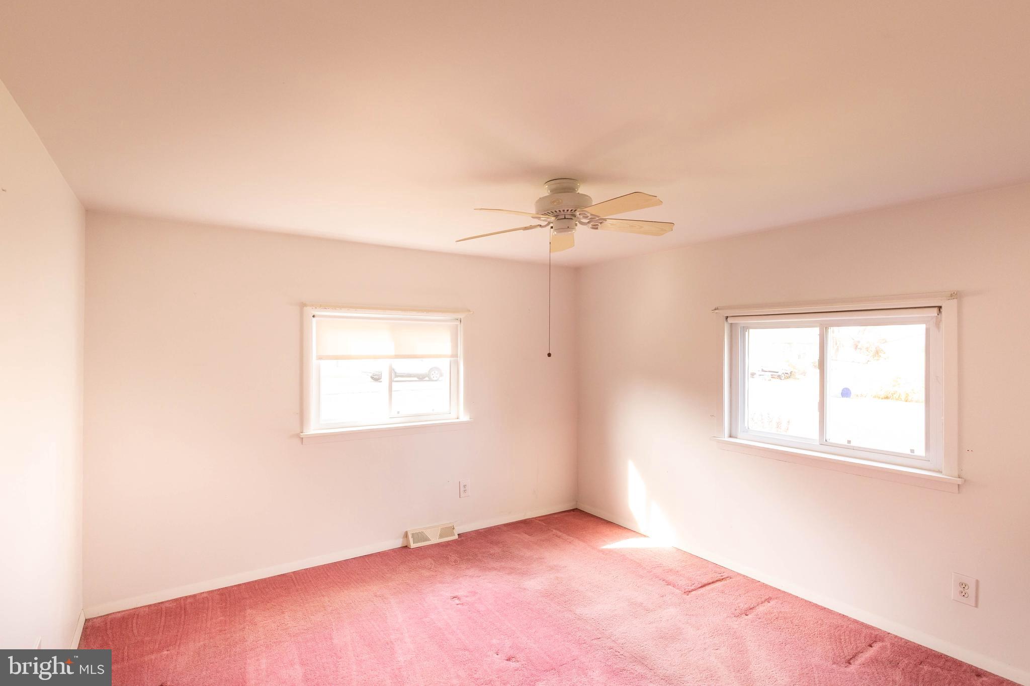 OLIVER BEACH - Residential