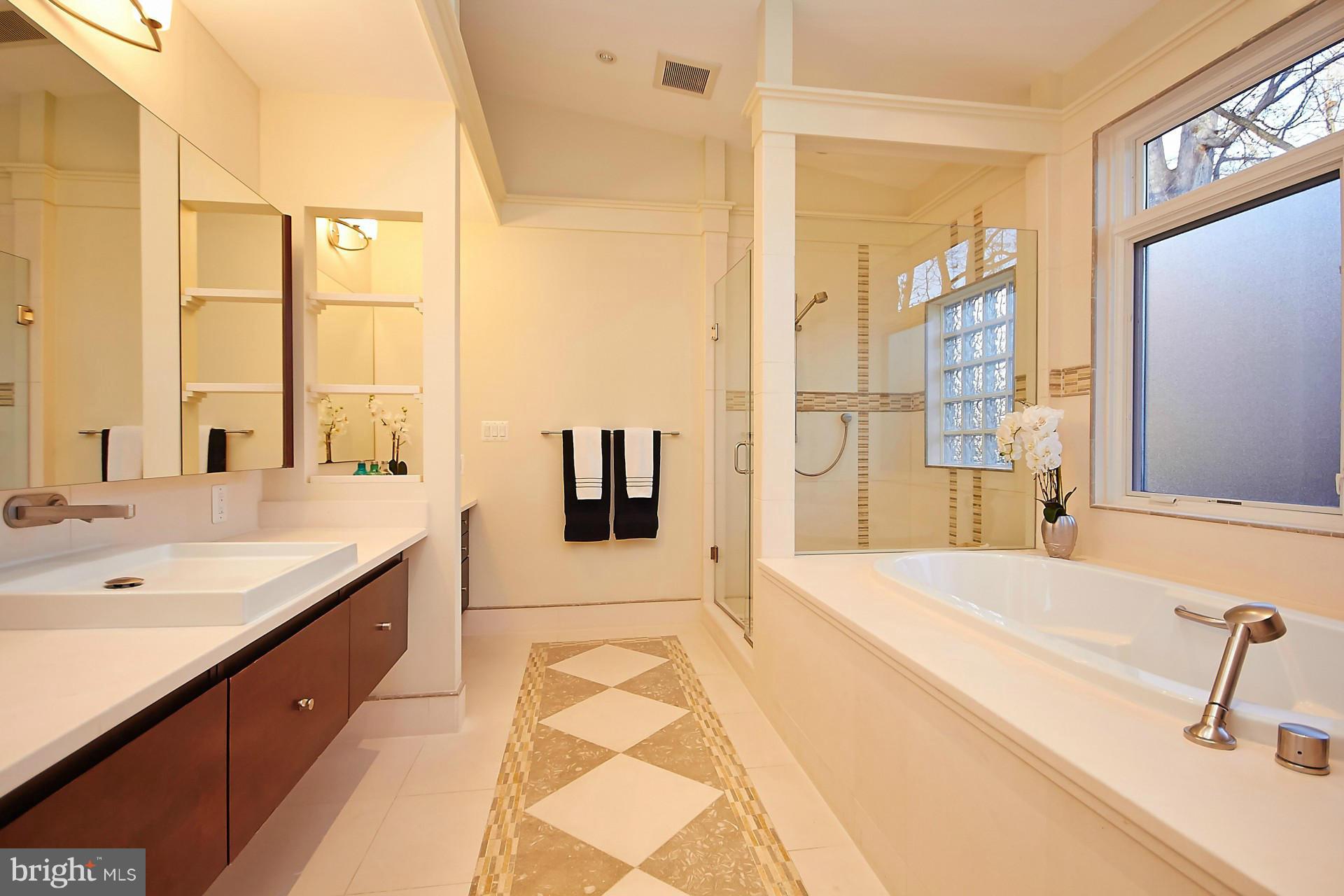 REIDS GROVE - Residential Lease