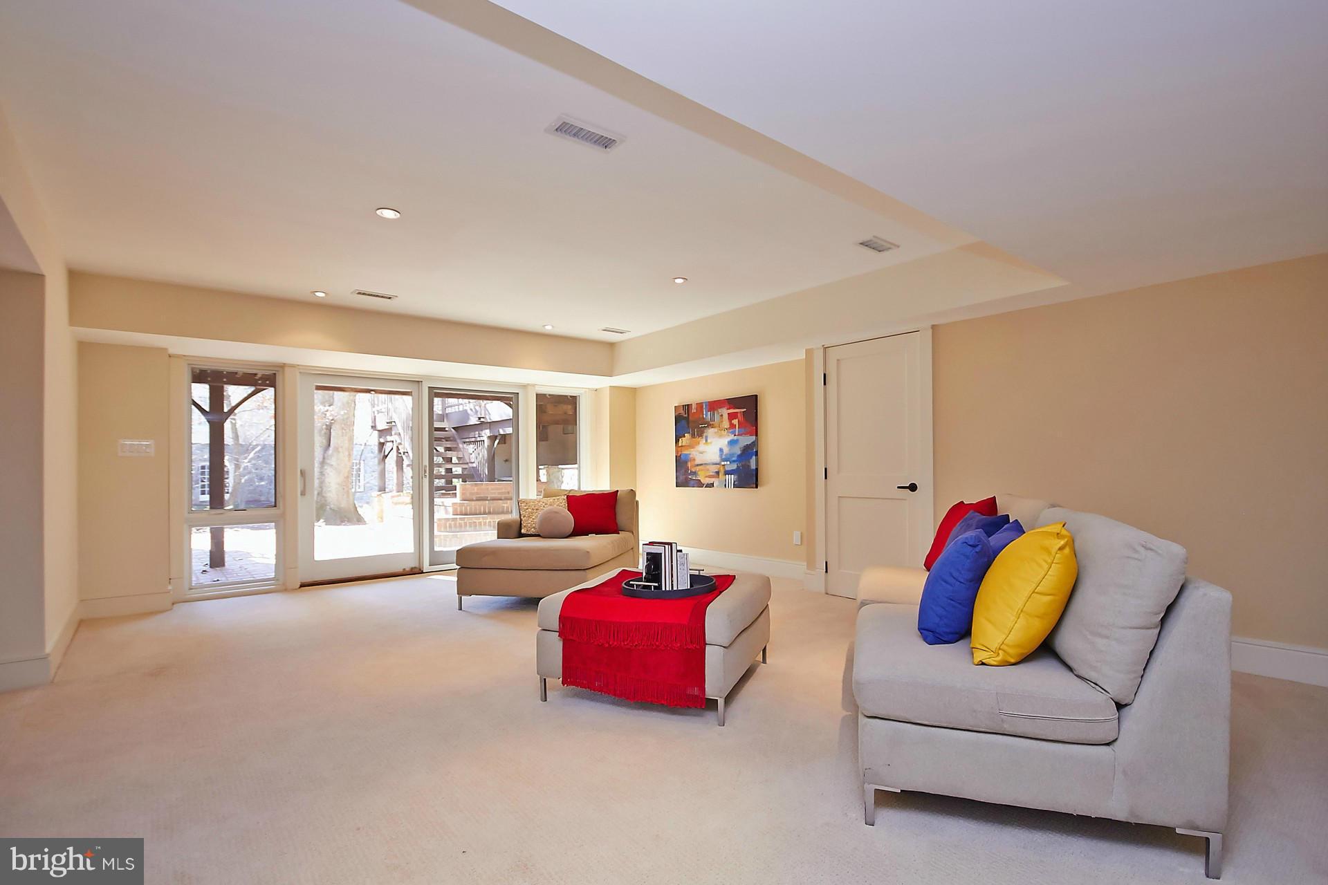 REIDS GROVE - Residential Lease