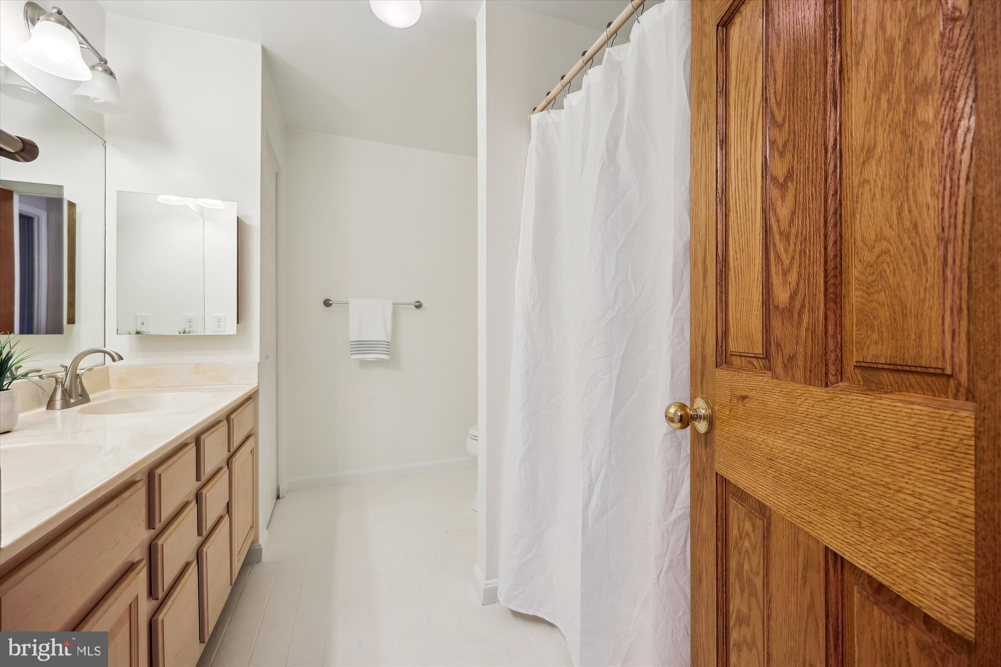 DARNESTOWN OUTSIDE - Residential