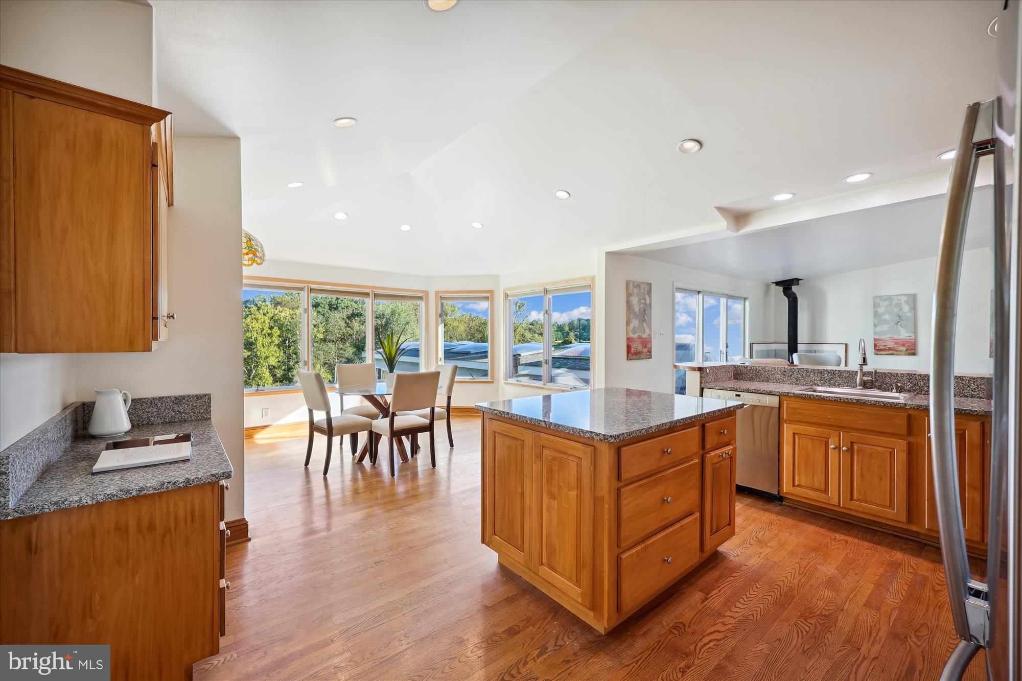 DARNESTOWN OUTSIDE - Residential