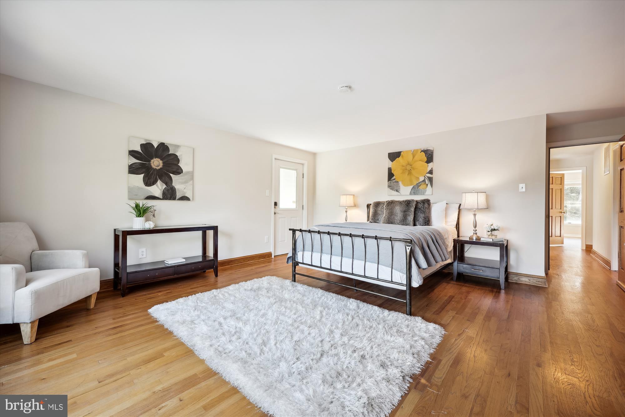 DARNESTOWN OUTSIDE - Residential