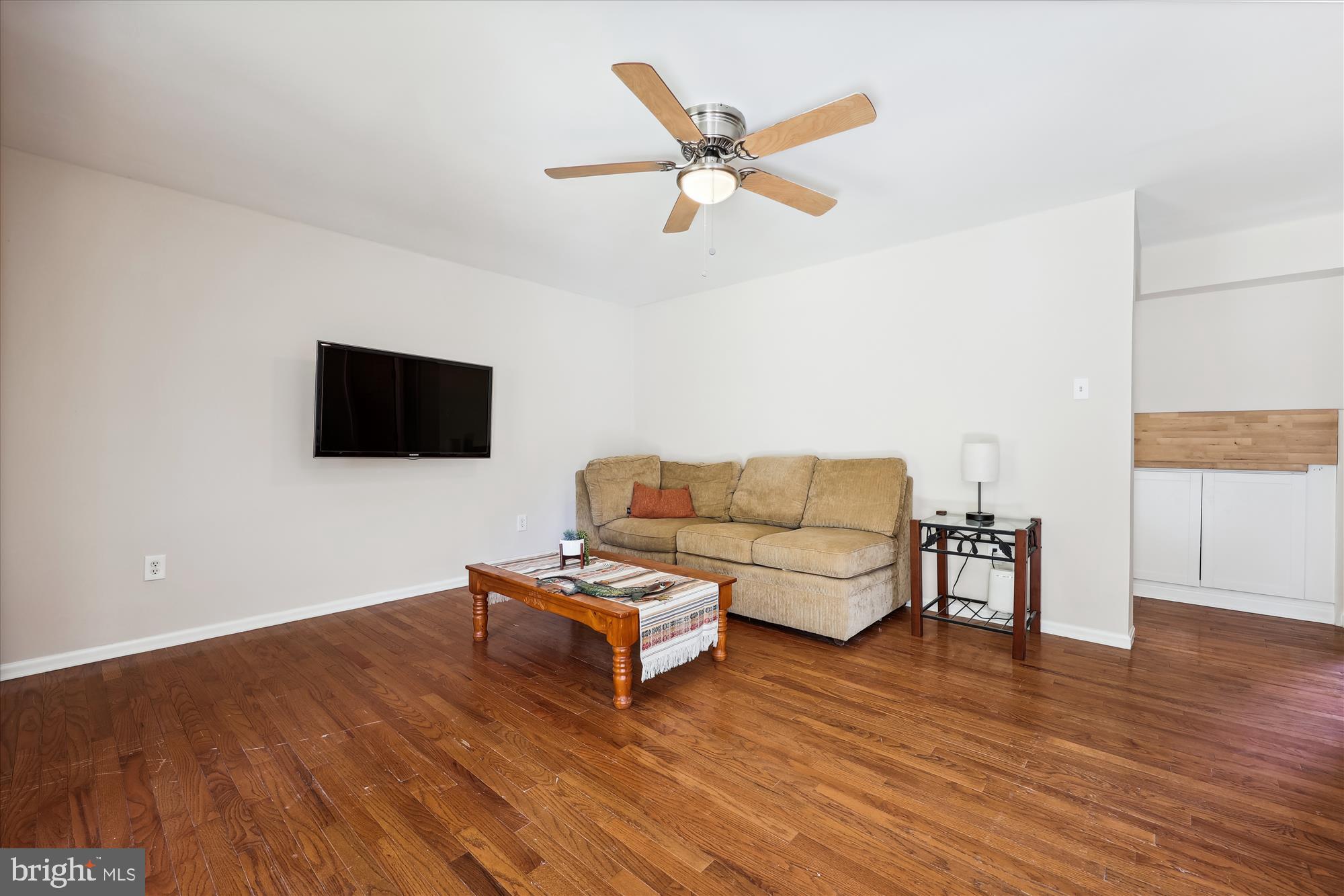 DARNESTOWN OUTSIDE - Residential